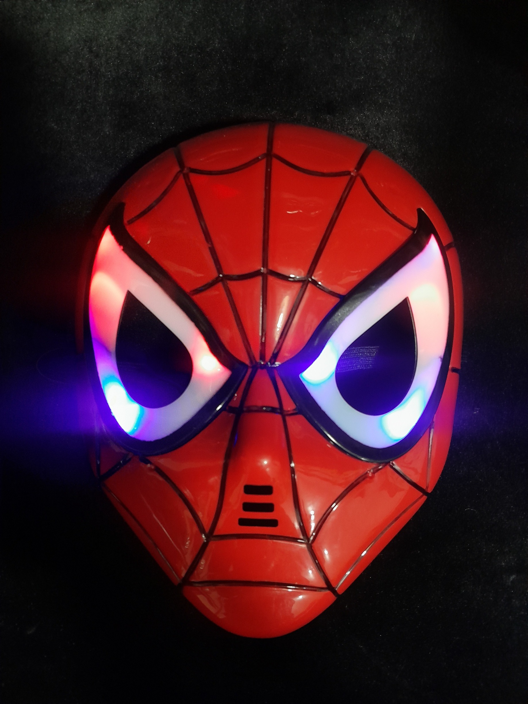 نقاب مرد عنکبوتی چراغدار