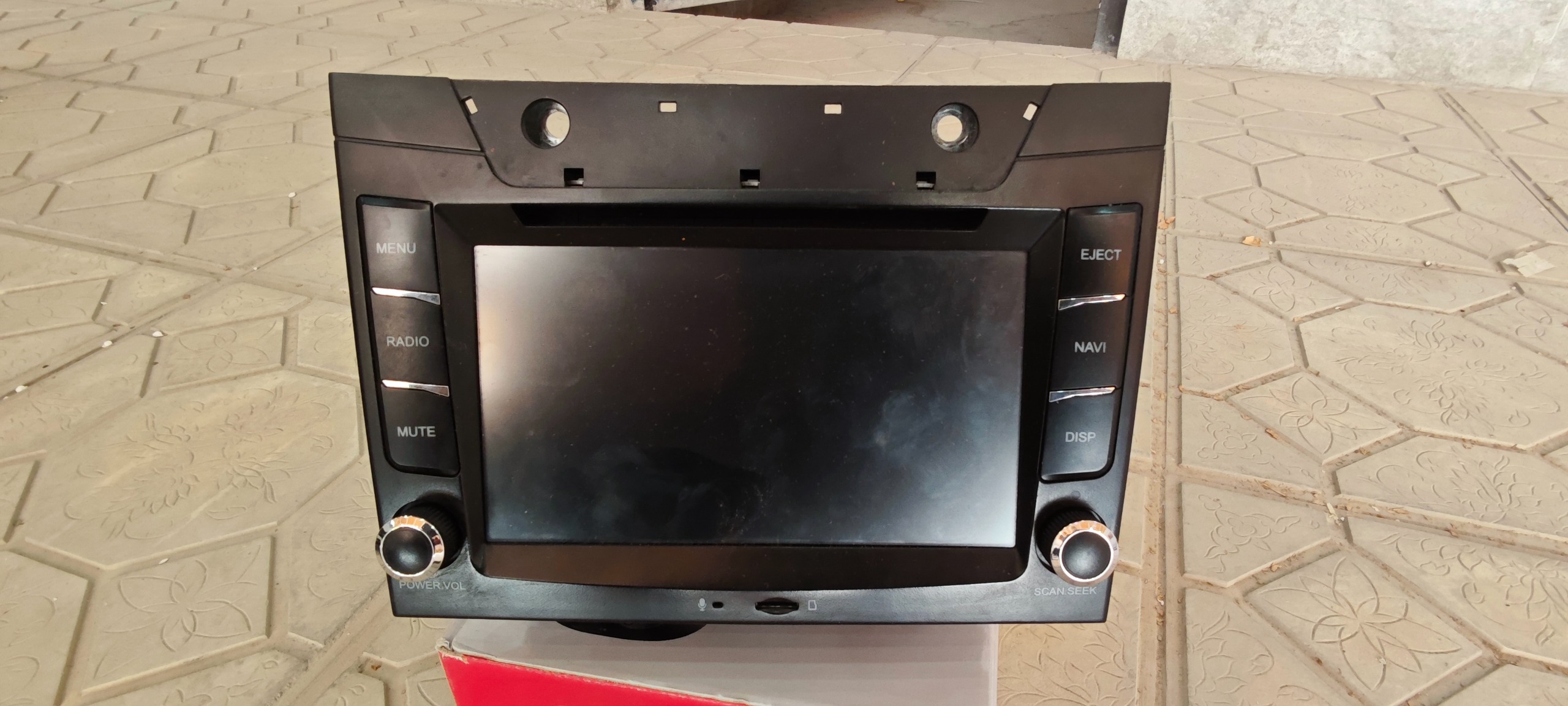 مانیتور فابریکی شرکتی دنا پلاس