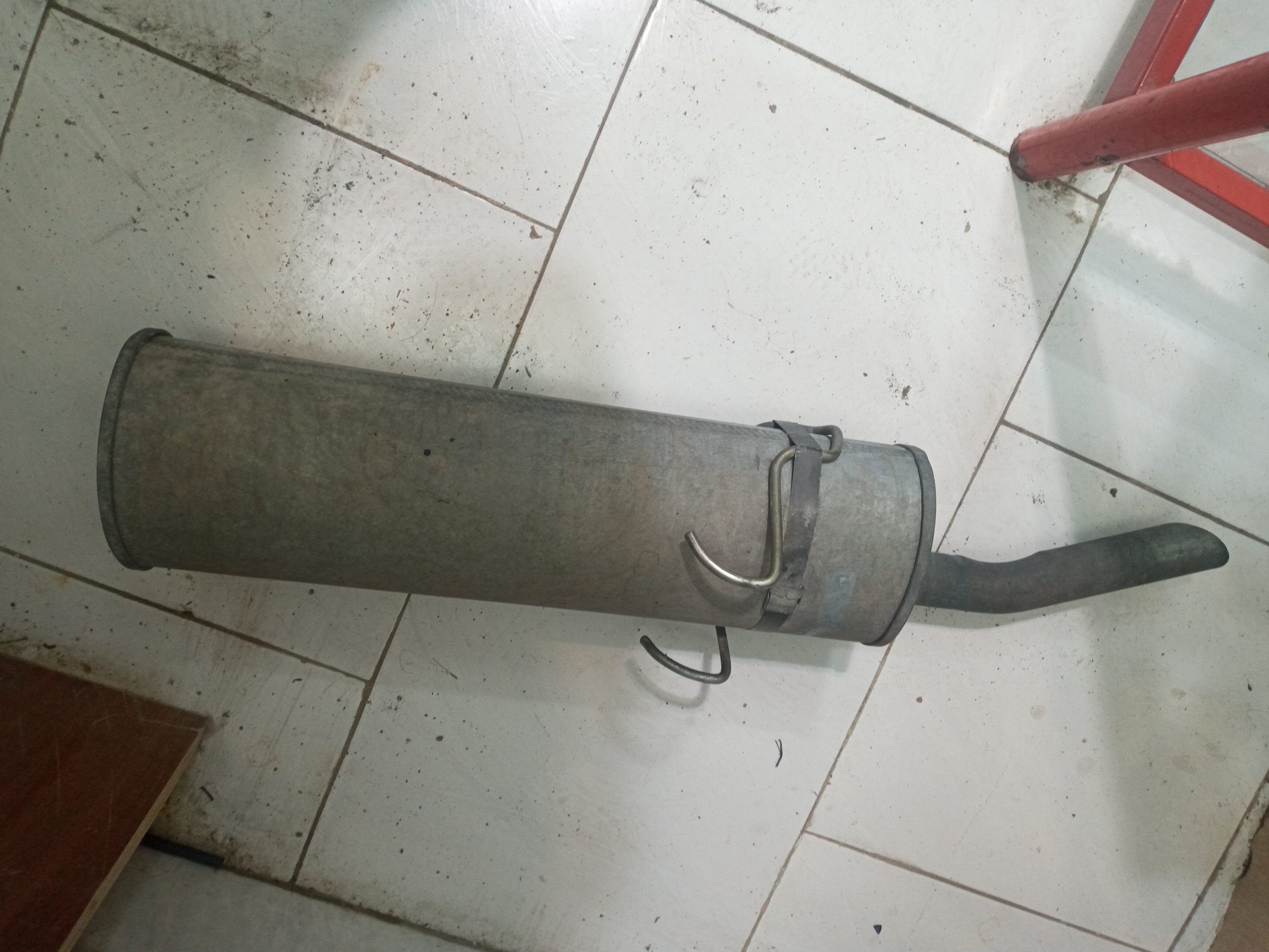 منبع اگزوز پژو