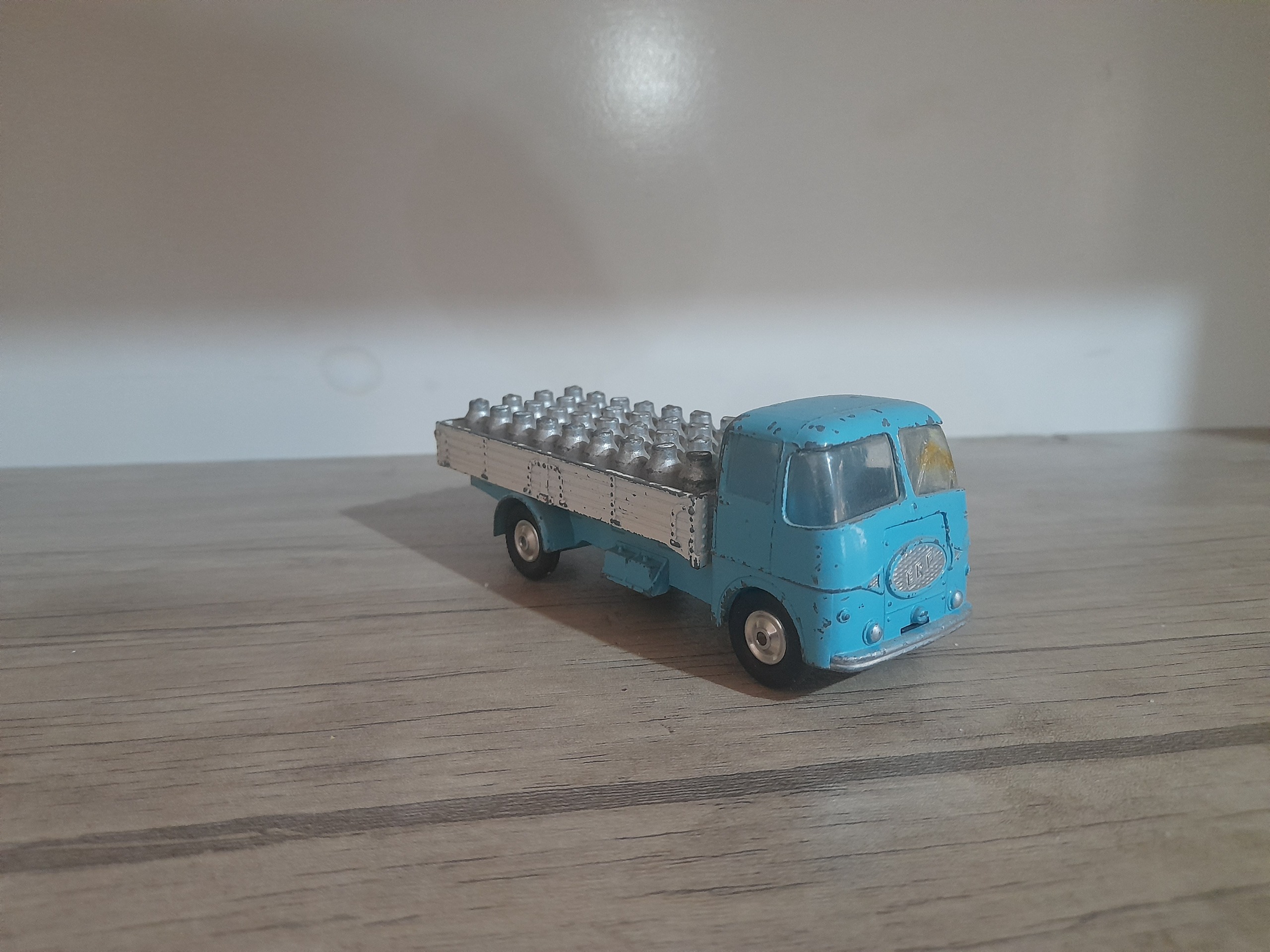 کامیون فلزی قدیمی کورگی انگلیس