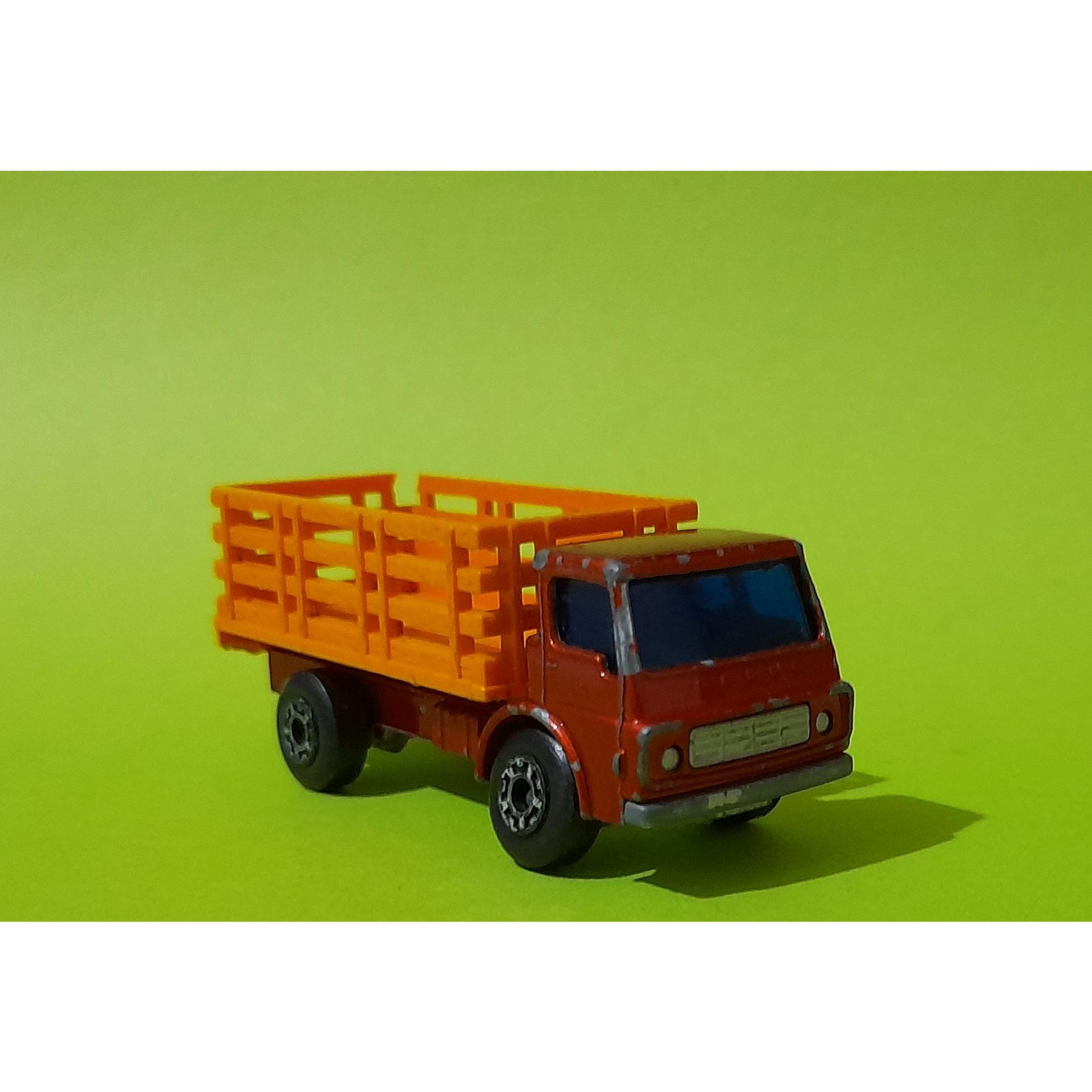 کامیون قدیمی مچباکس دهه 70 میلادی انگلیس