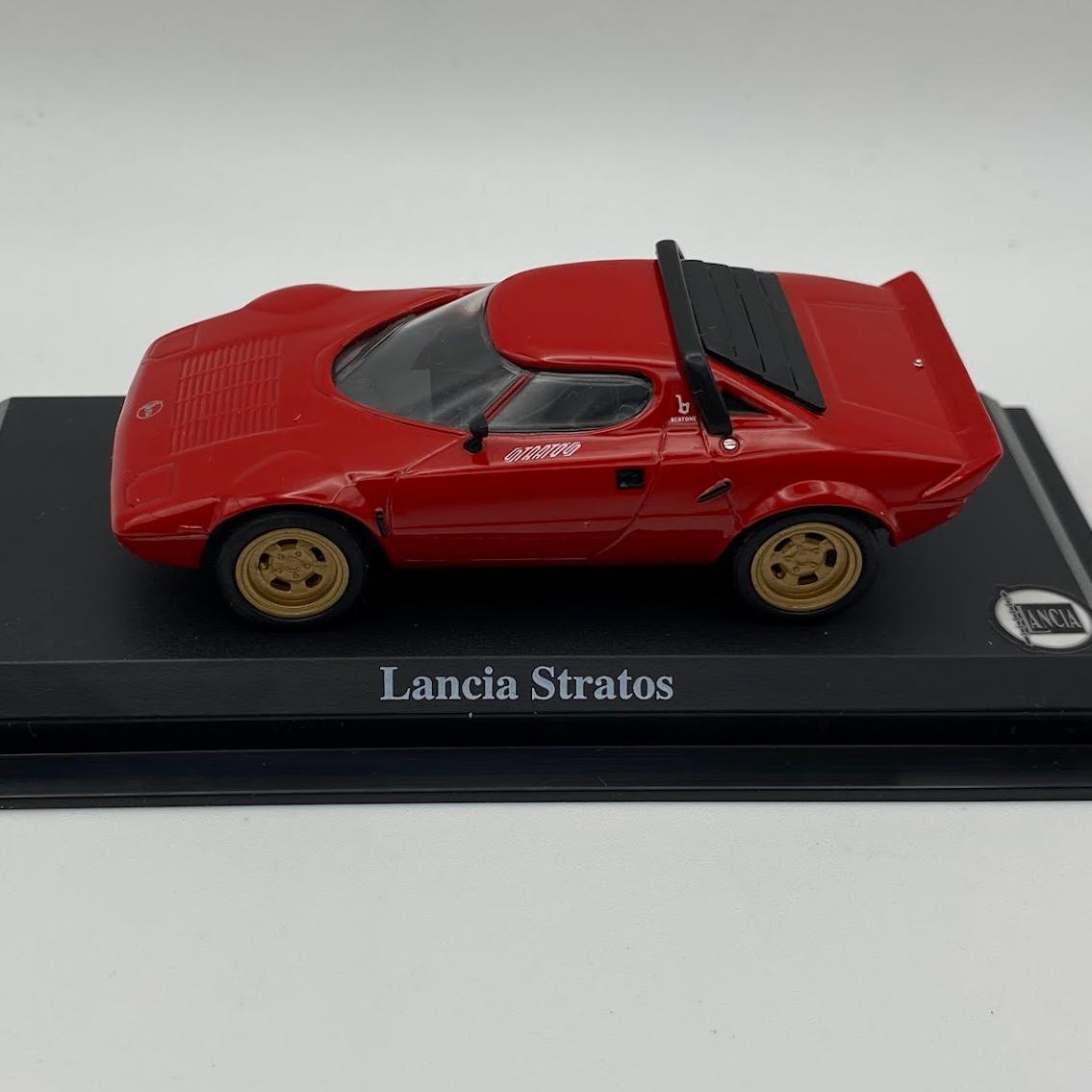 ماکت ماشین ایتالیایی فلزی 1.43 Lancia Stratos