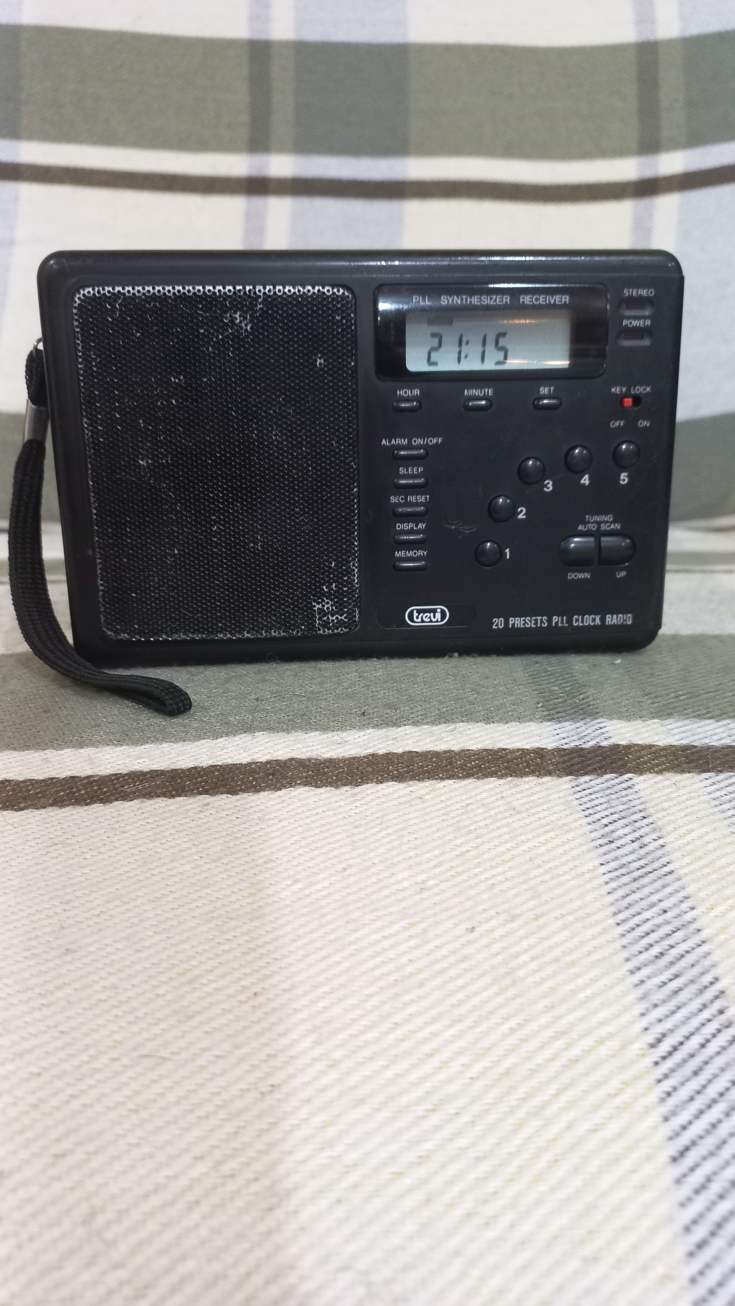 رادیو قدیمی دیجیتال