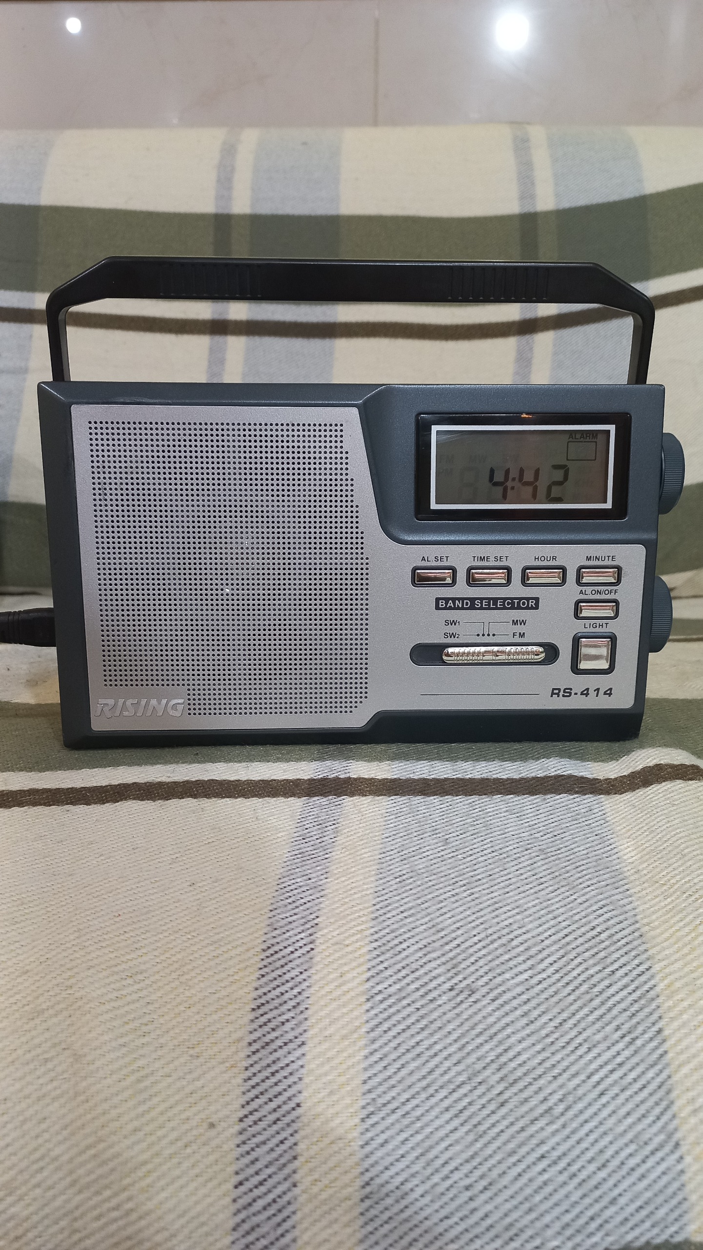 رادیو قدیمی دیجیتال