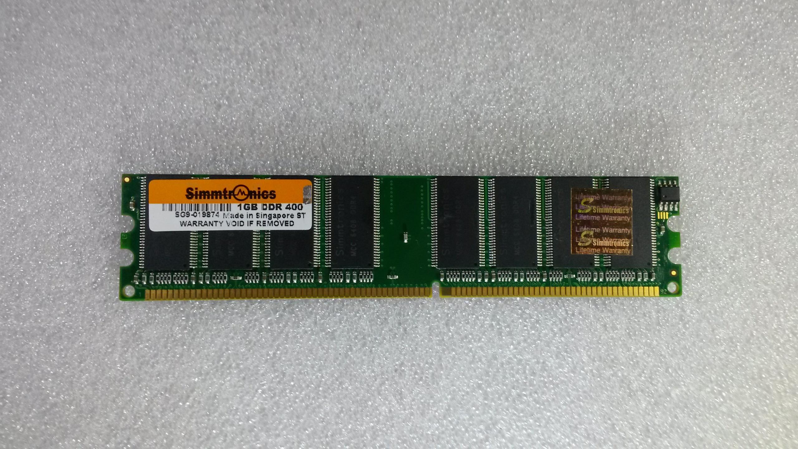 RAM DDR SimmtrOnics 1GB