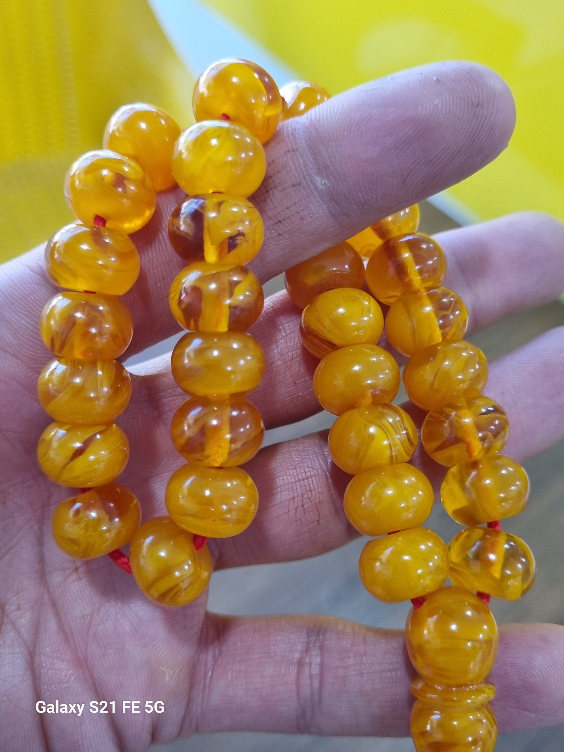 تسبیح کهربا کره عسلی