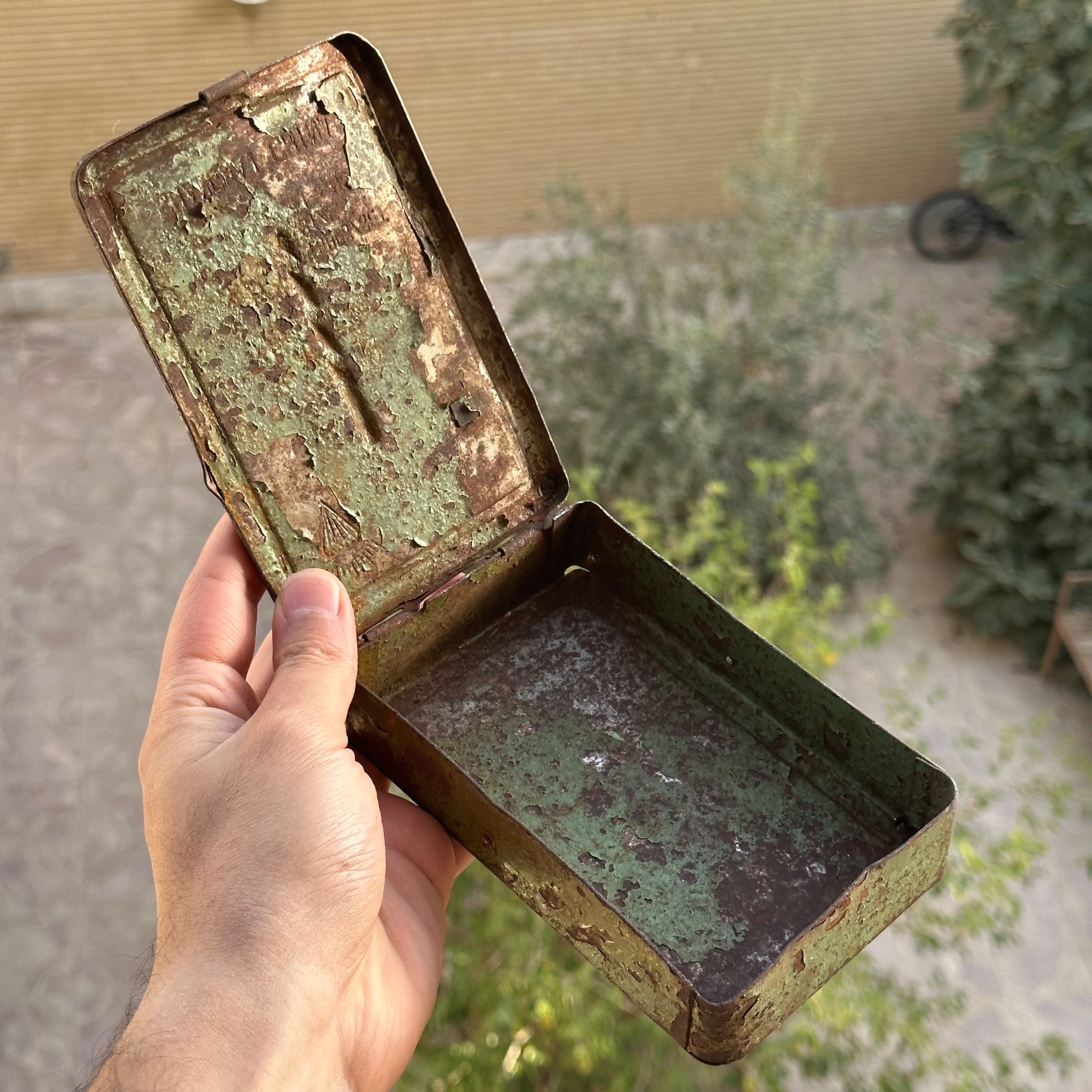 قوطی مته الماس نشان کهنه و زیبا