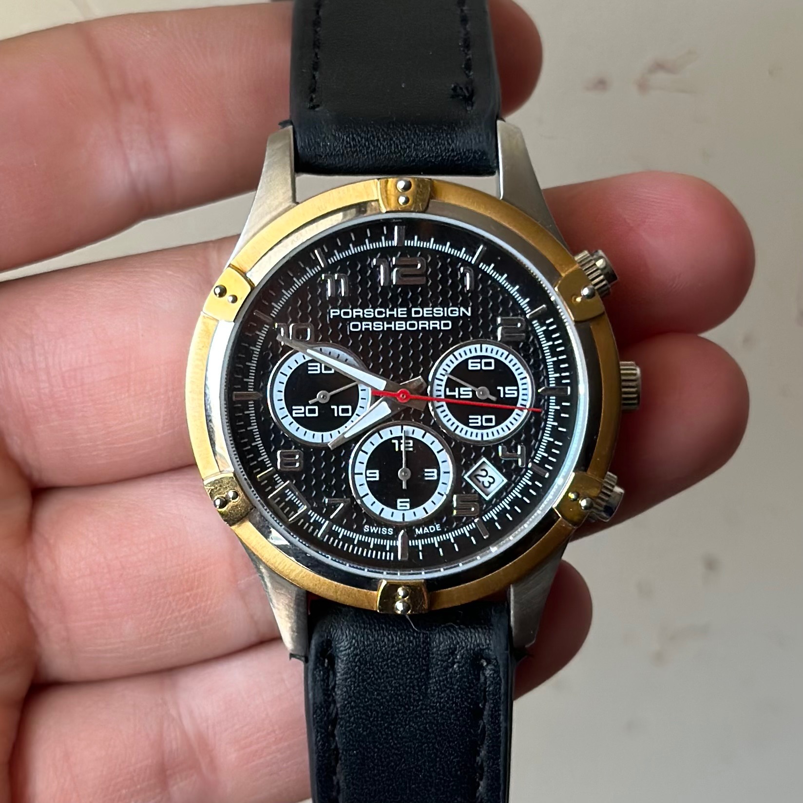 ساعت porsche design سه موتور فعال توضیحات