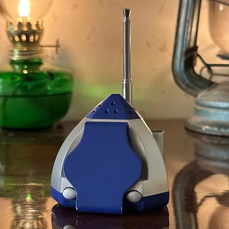 رادیو قدیمی کوچک جا خودکاری کلکسیونی سالم