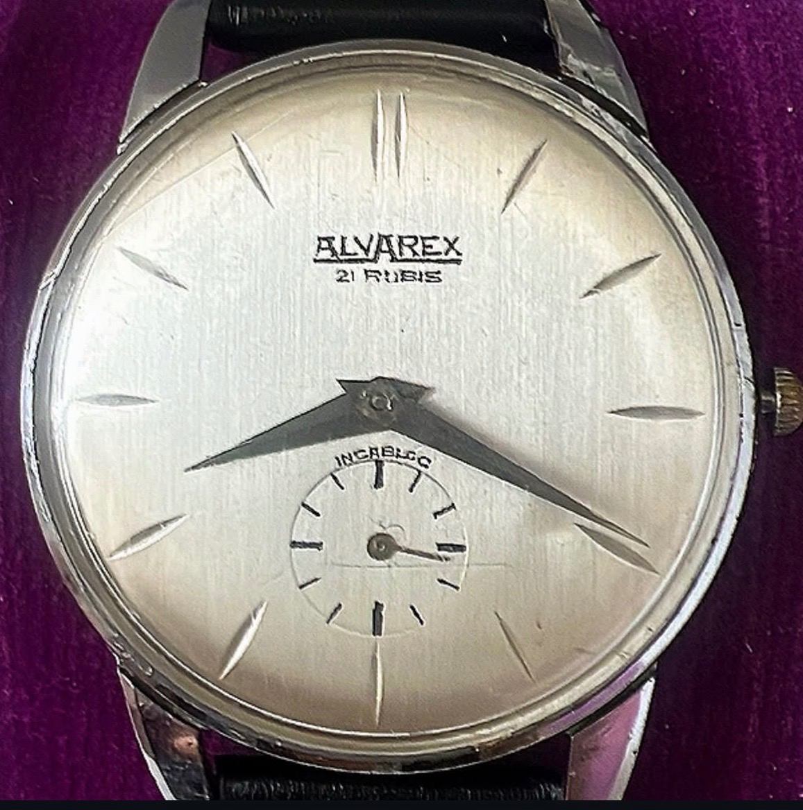 ساعت سوئیسی alvarex الوارکس