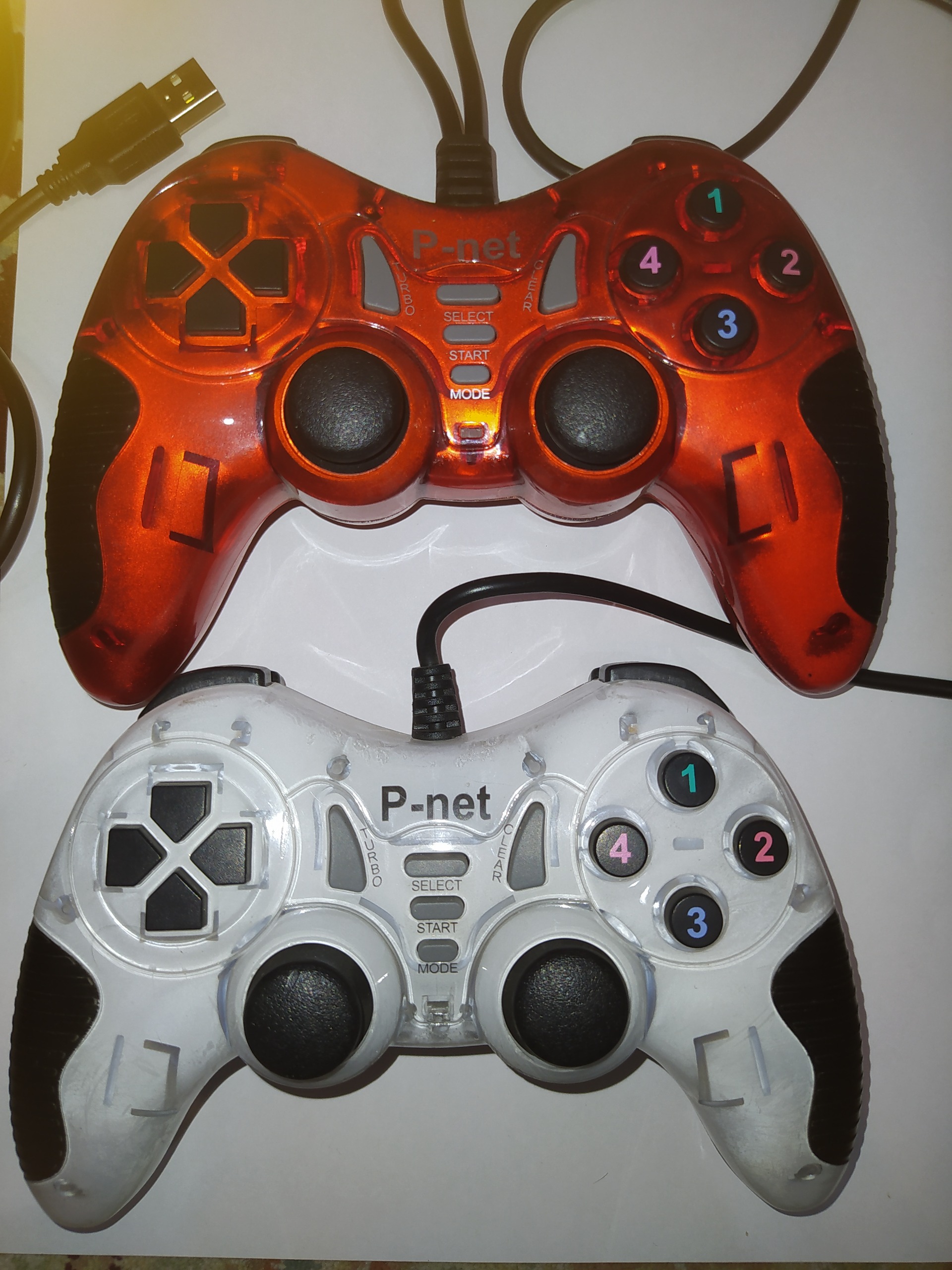 جفت دسته بازی کامپیوتر pnet در حد نو