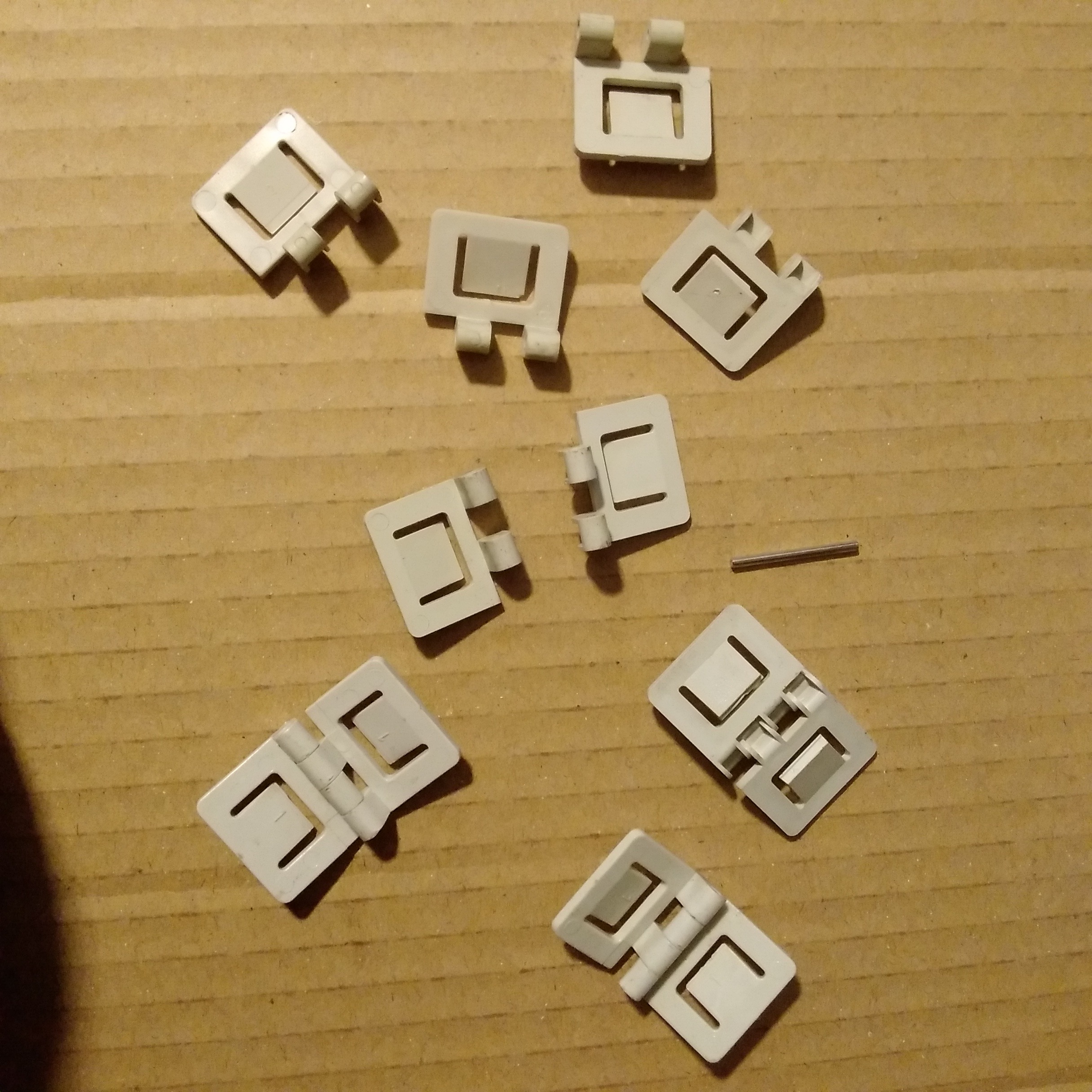 لولای درب پرینتر الیوتی PB2PR9PR2 / حسام