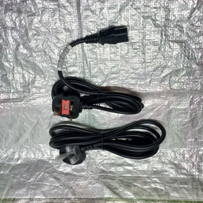 کابل انگلیسی فیوز دار 3 شاخه اورجینال (حسام )