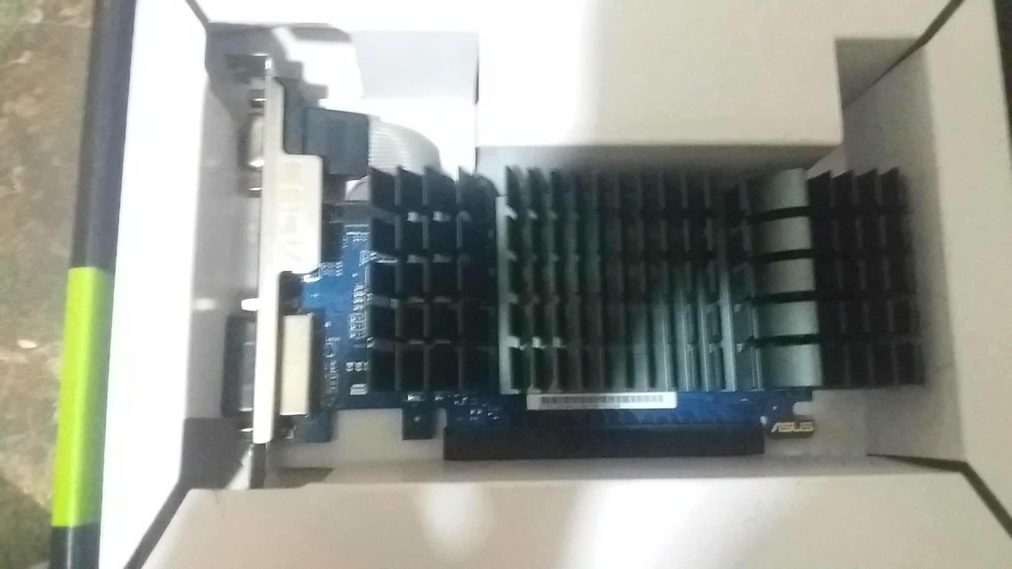 گرافیک Asus GT730 2G ddr5 نو باگارانتی