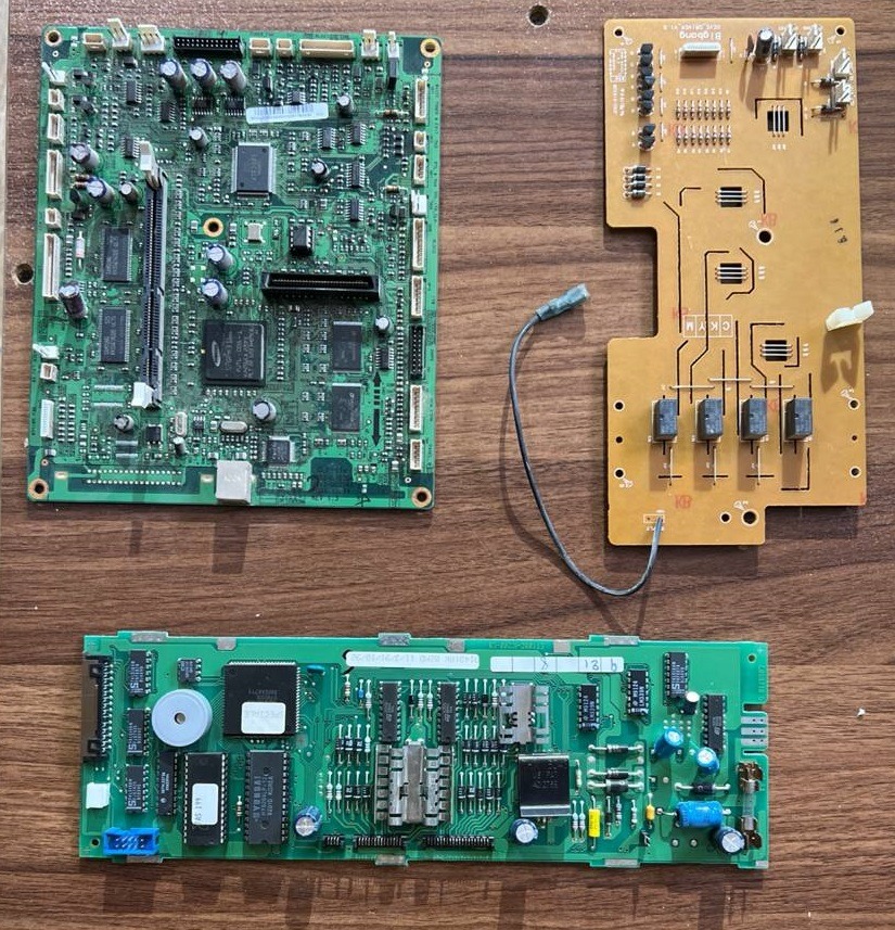 برد الکترونیکی در حد نو