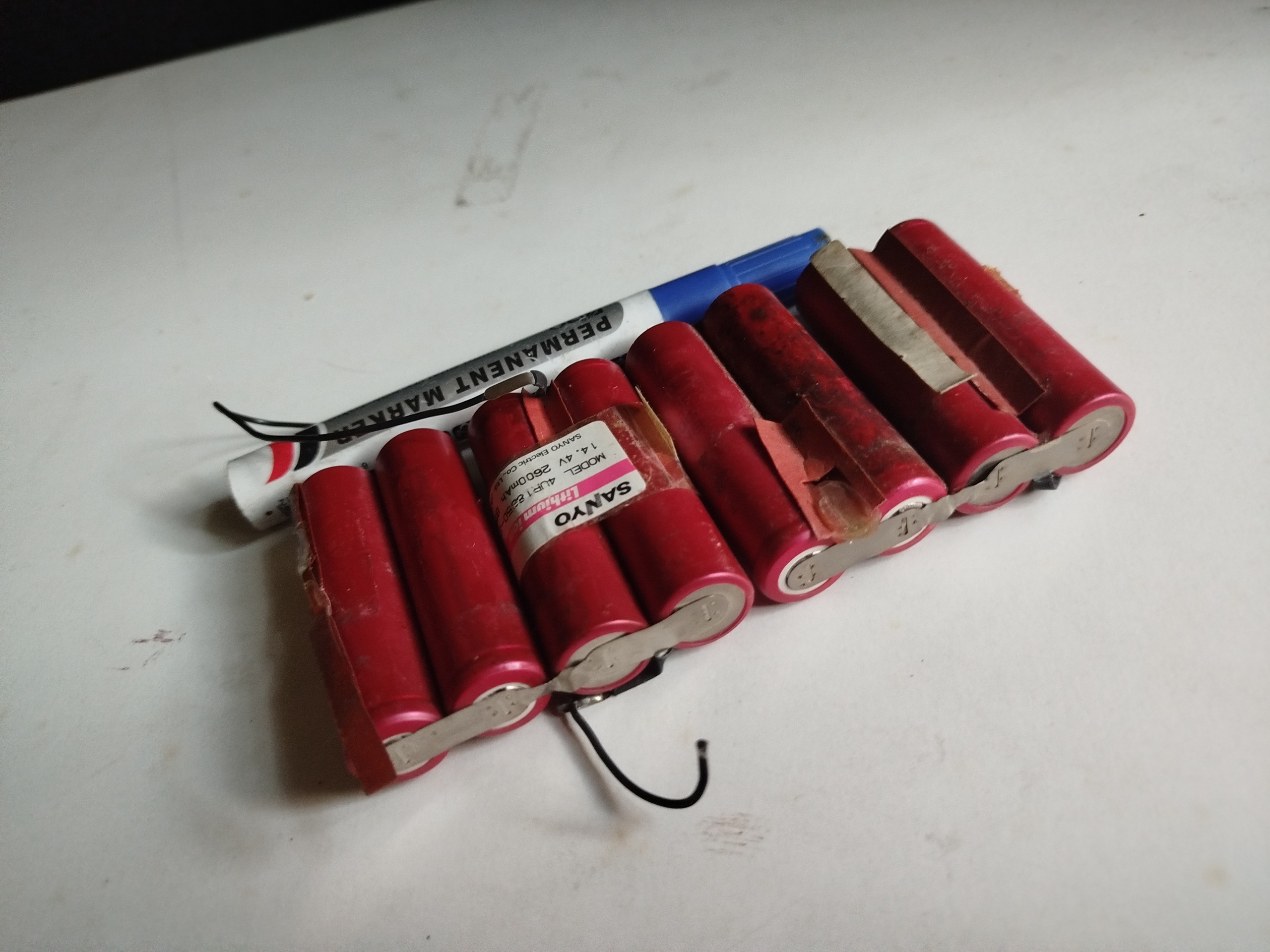 باتری لیتیومی Sanyo ژاپن/ اصل فروش مجموعه 700