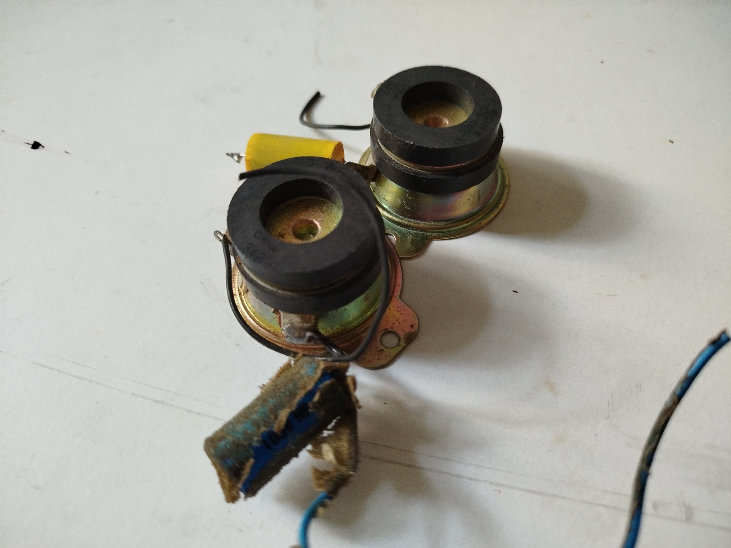 ریز آهنگ کوچک سونی خازن دار( فروش جفت 200تومان)