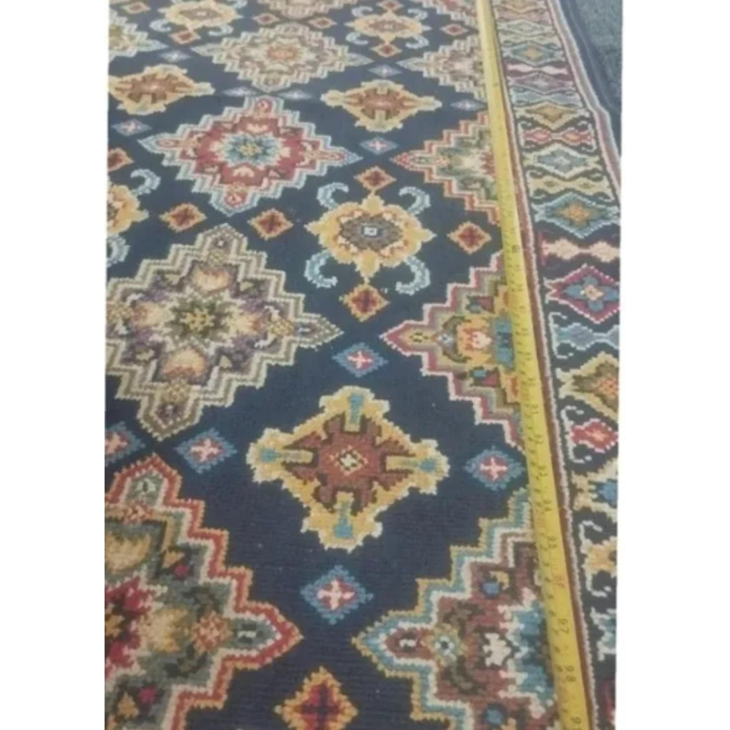 کناره قالی بلند