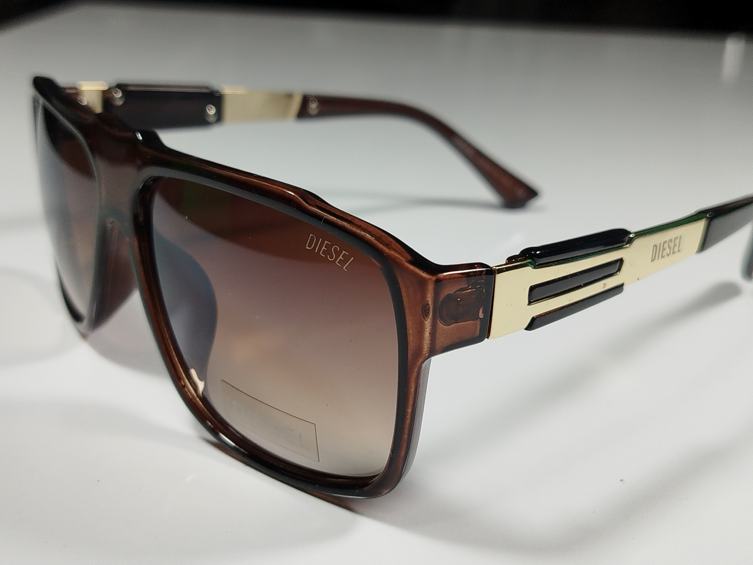 عینک زیبا مارک دیزل DIESEL