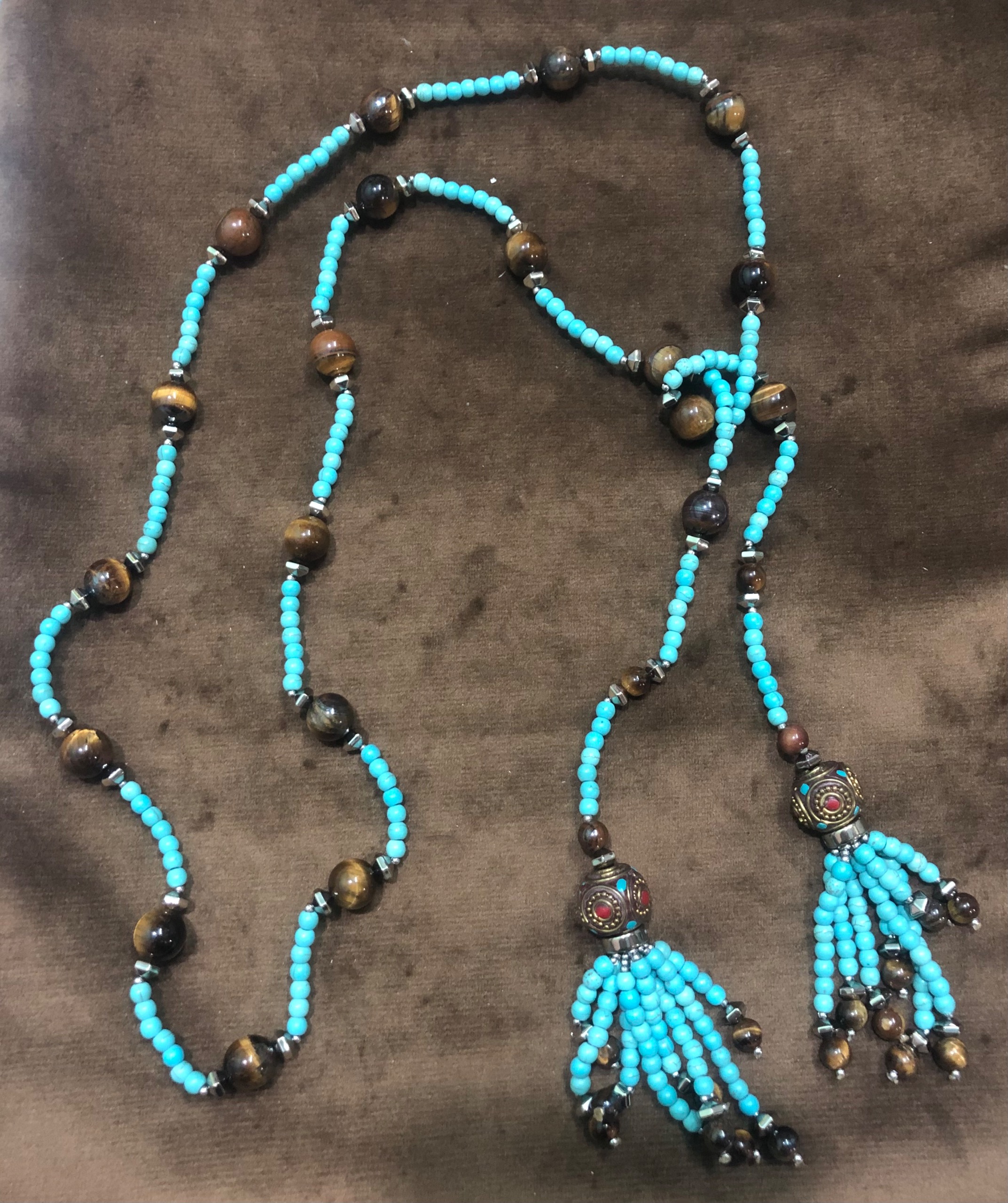 گردنبند گره ای سنگ چشم ببر.فیروزه.حدید. پلاک تبتی