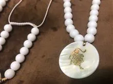 گردنبندودستبند