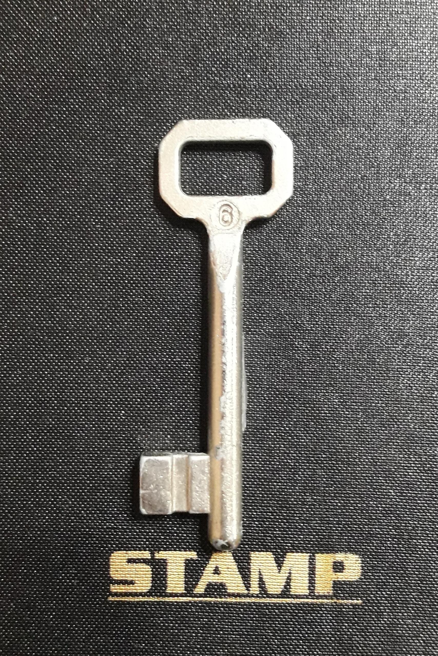 کلید کلکسیونی وقدیمی زیبا کد 102