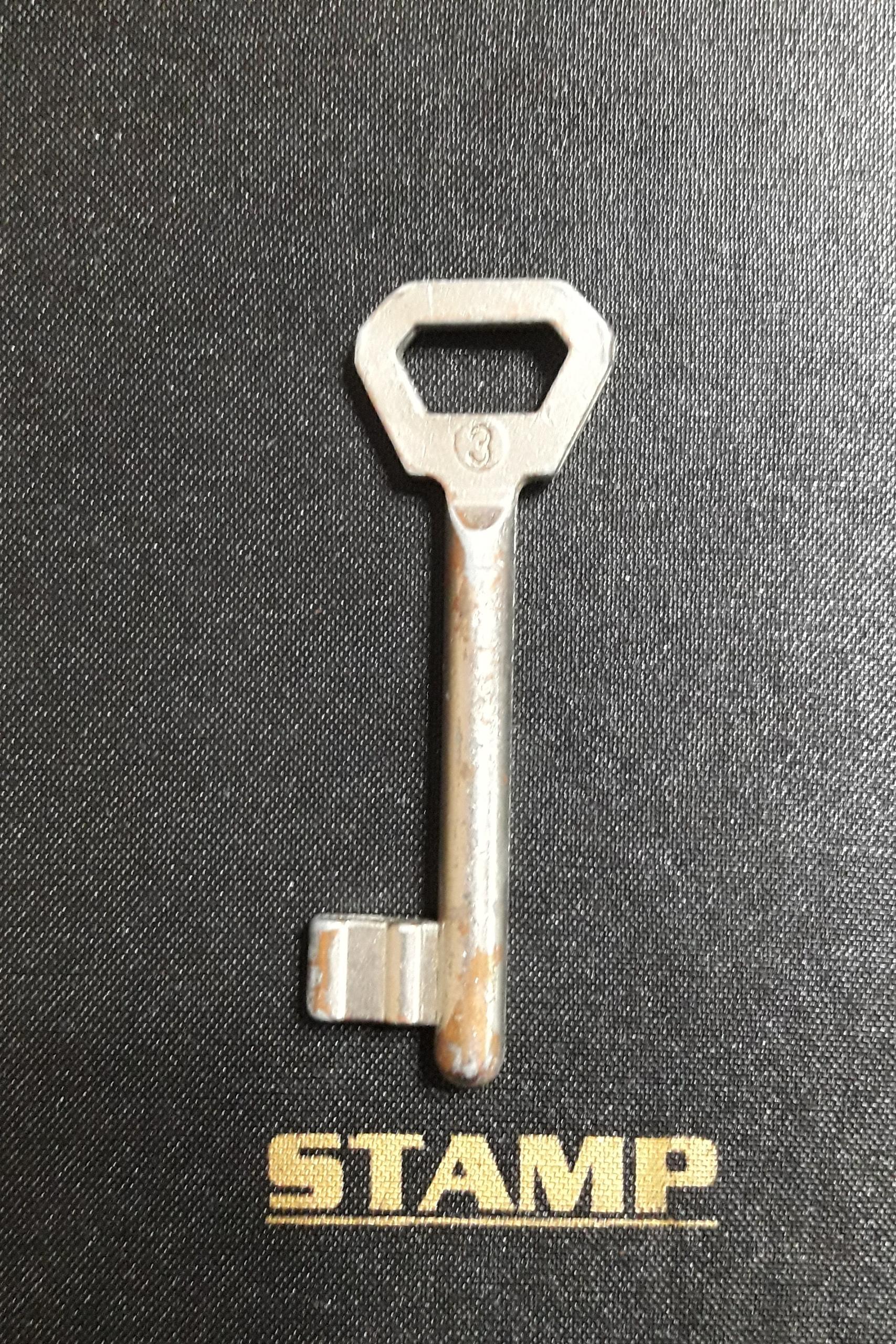 کلید کلکسیونی وقدیمی زیبا کد 105