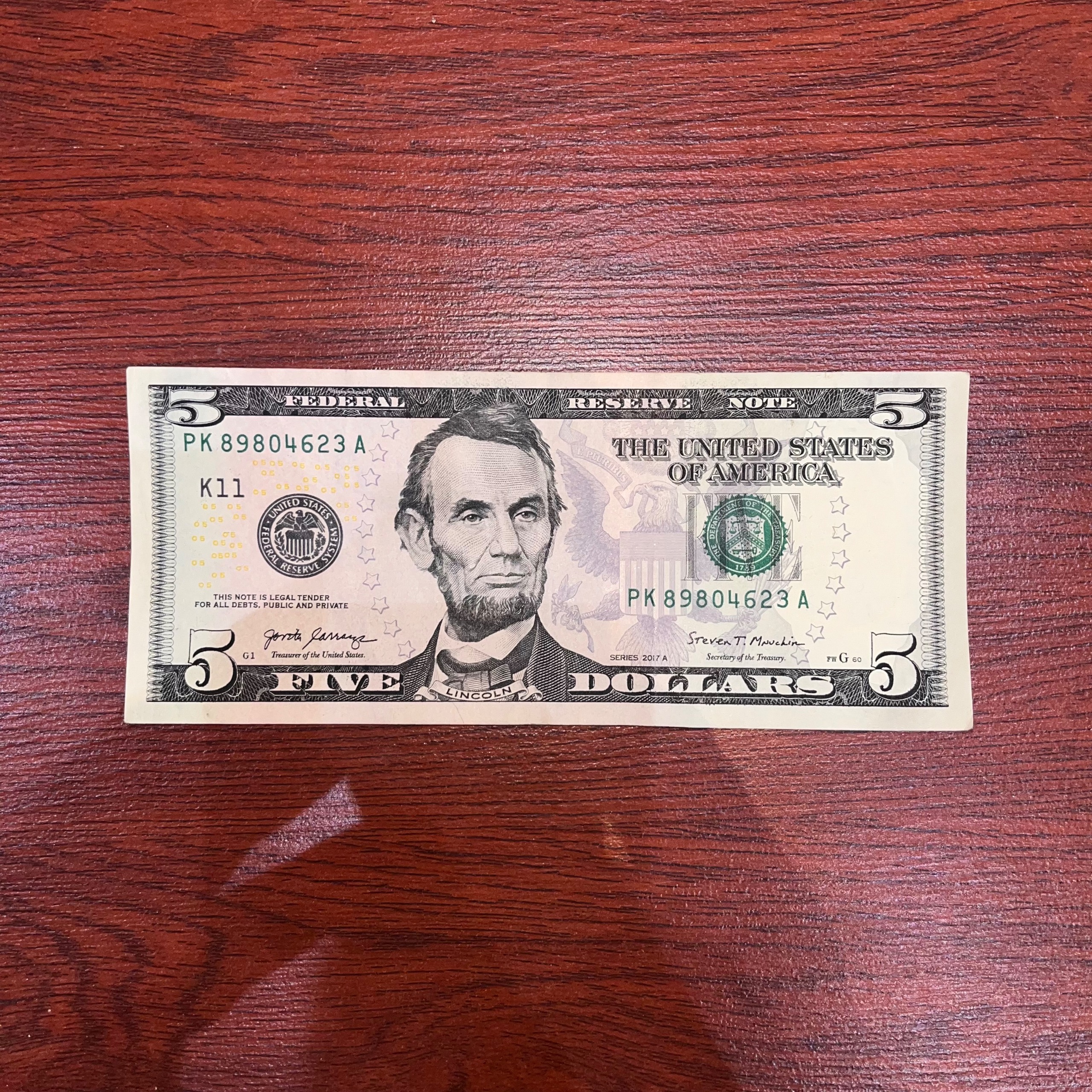 5 دلاری آمریکا
