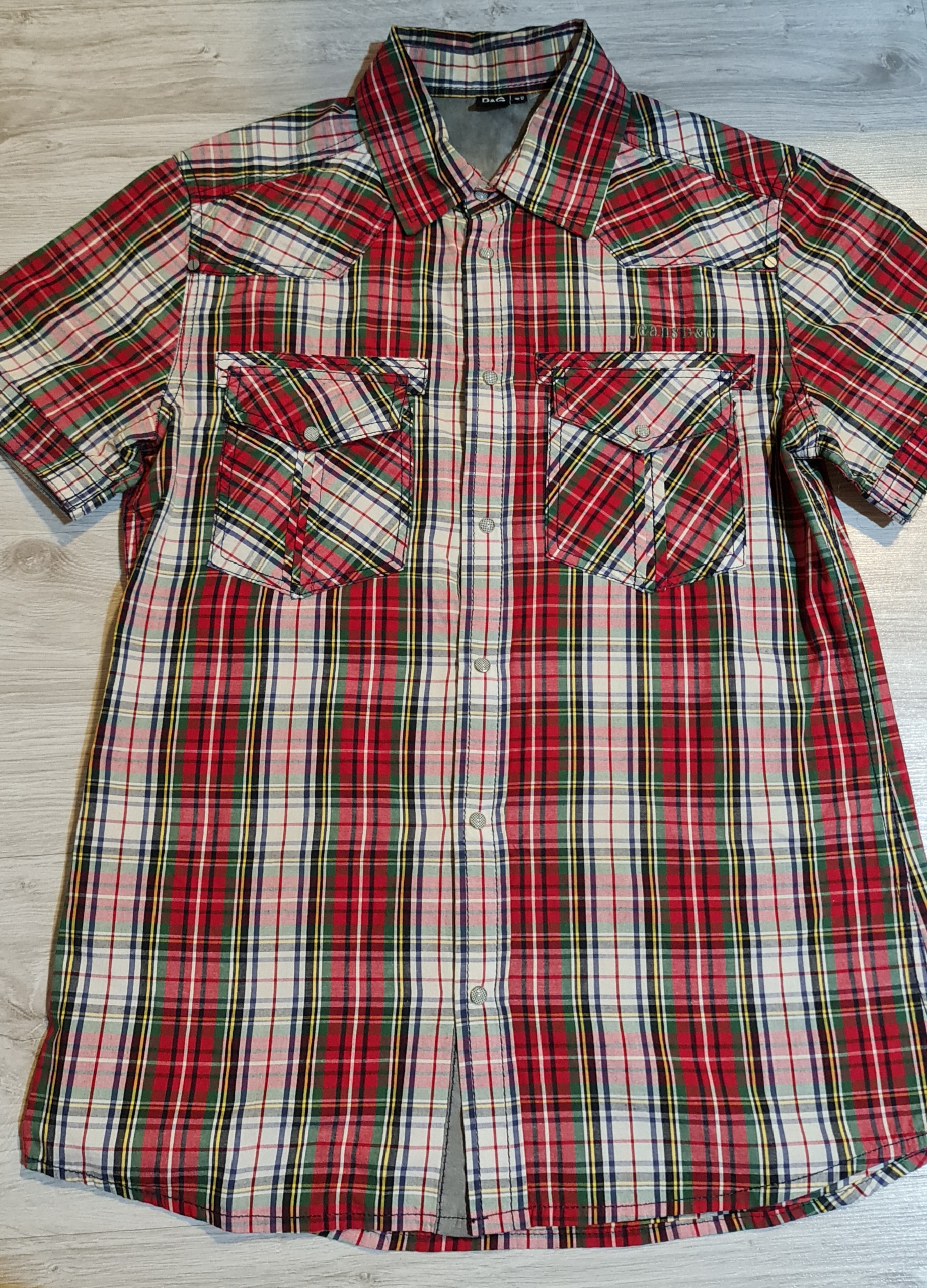 پیراهن مردانه آستین کوتاه