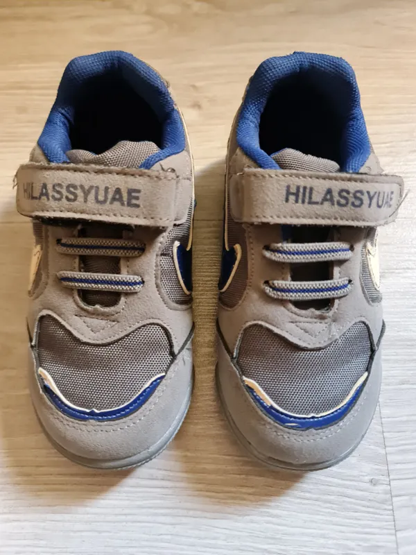 کفش کتونی بچه گانه