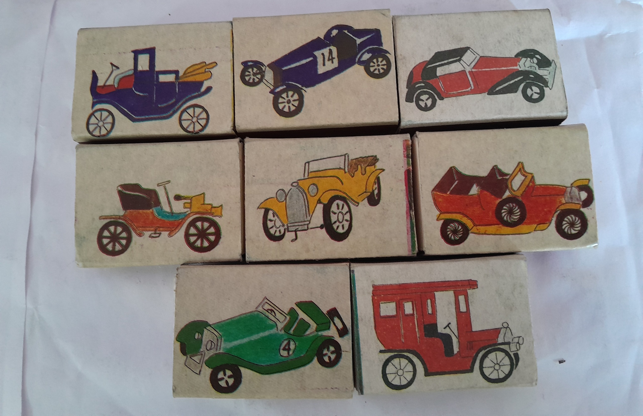 8 کبریت ماشین کلاسیک