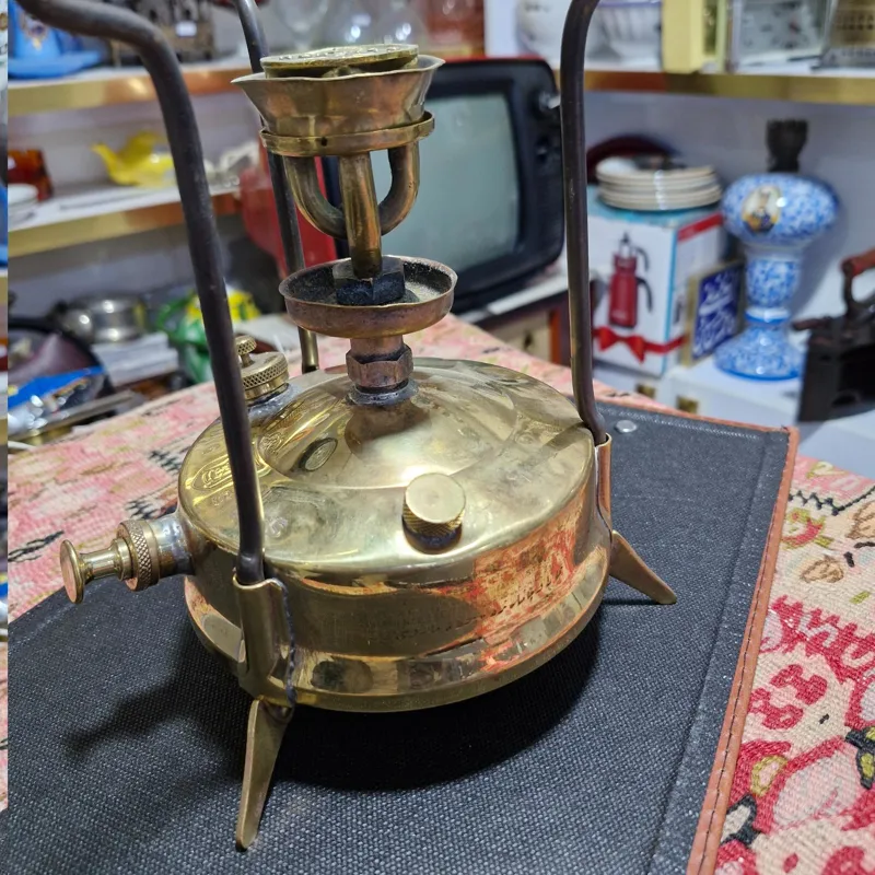 پریموس قدیمی پایه ملخی