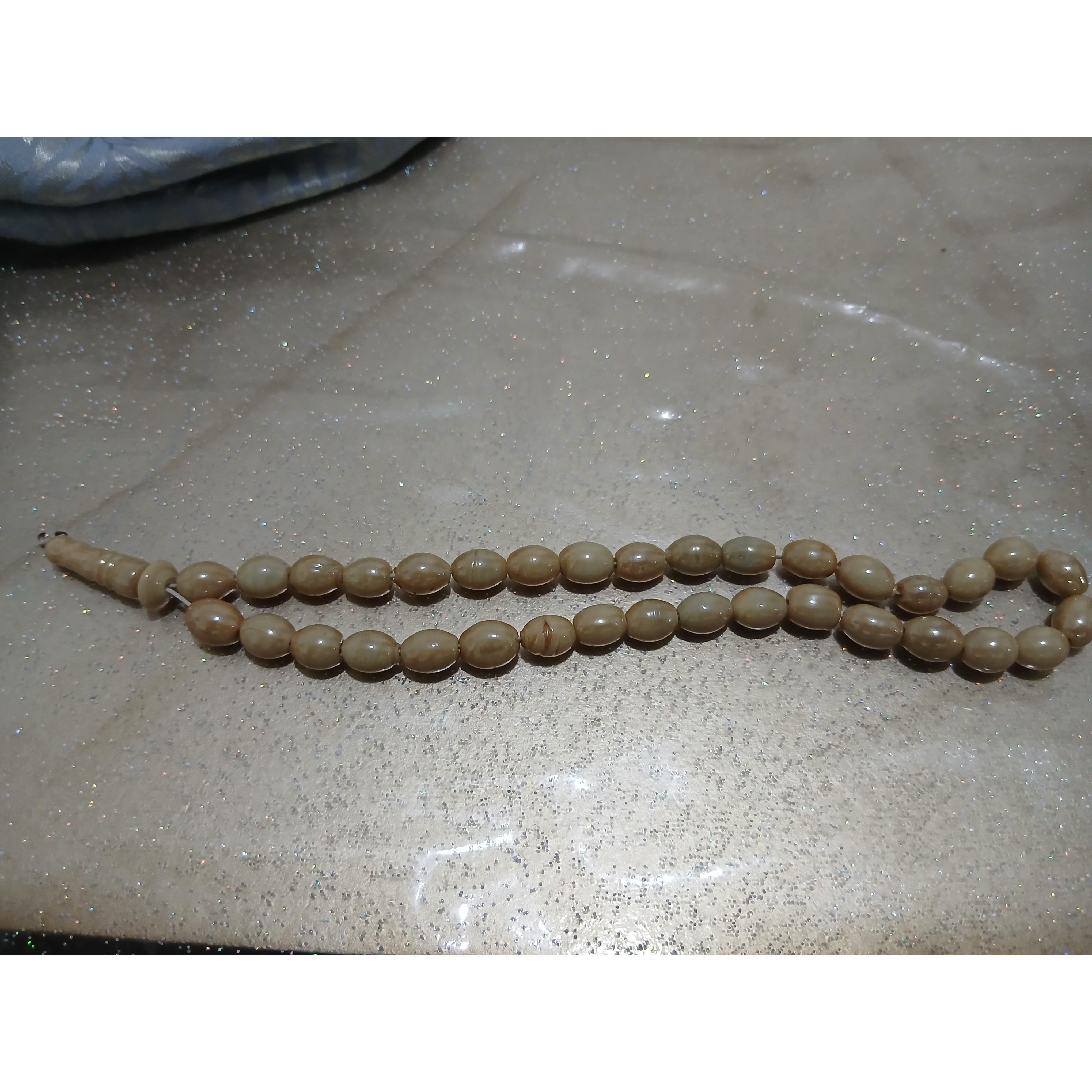 تسبیح سنگی زیبا