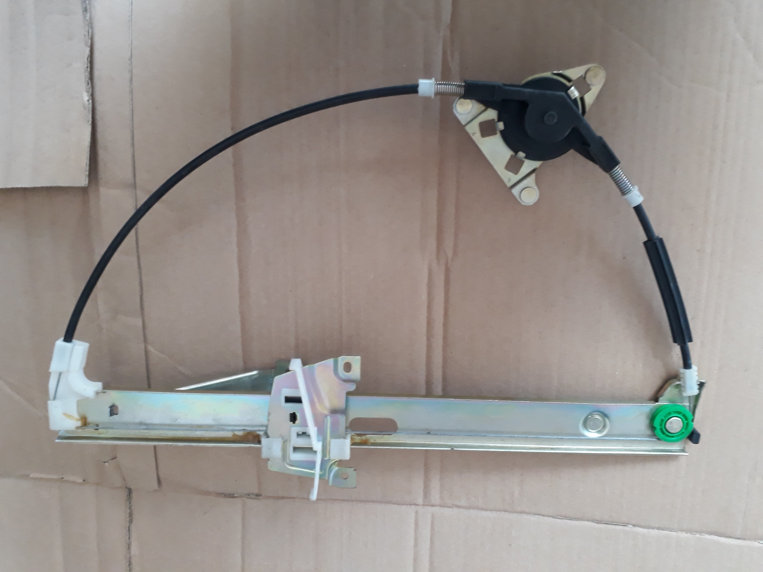 شیشه بالابر کابلی نیسان وانت سمت چپ