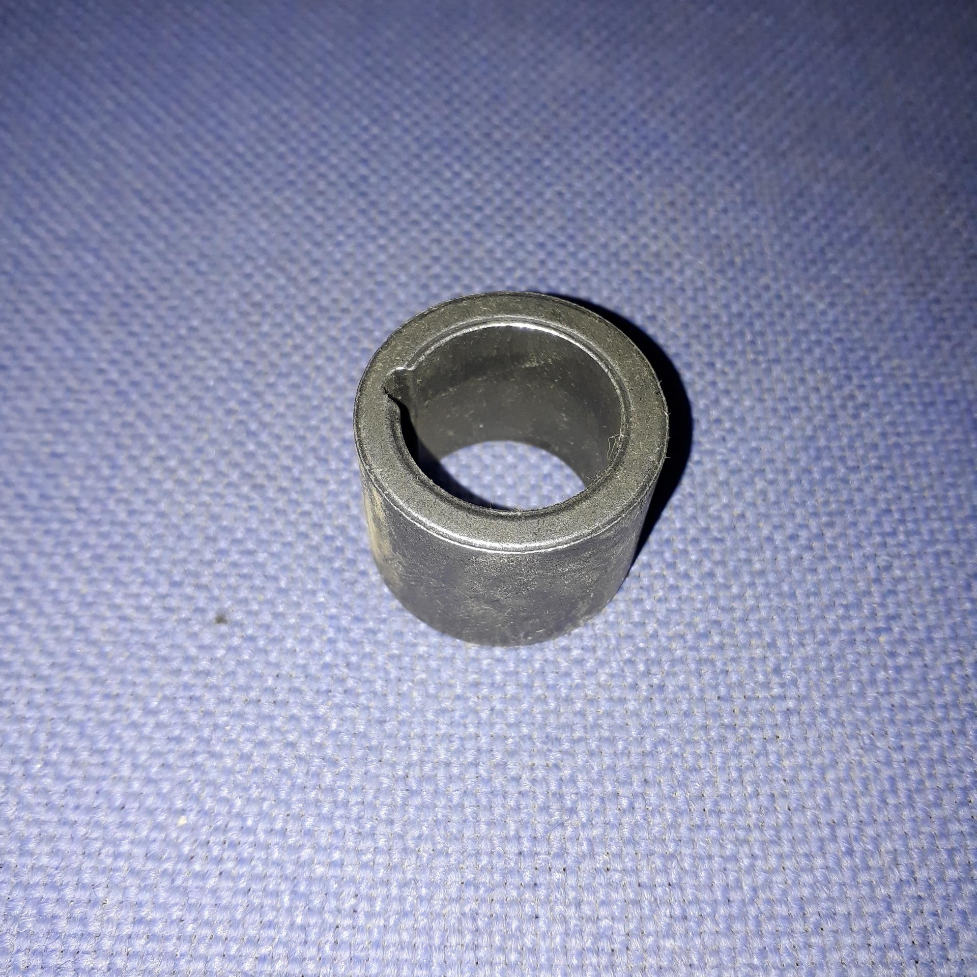 بوش فاصله پرکن شفت ورودی گیربکس پراید