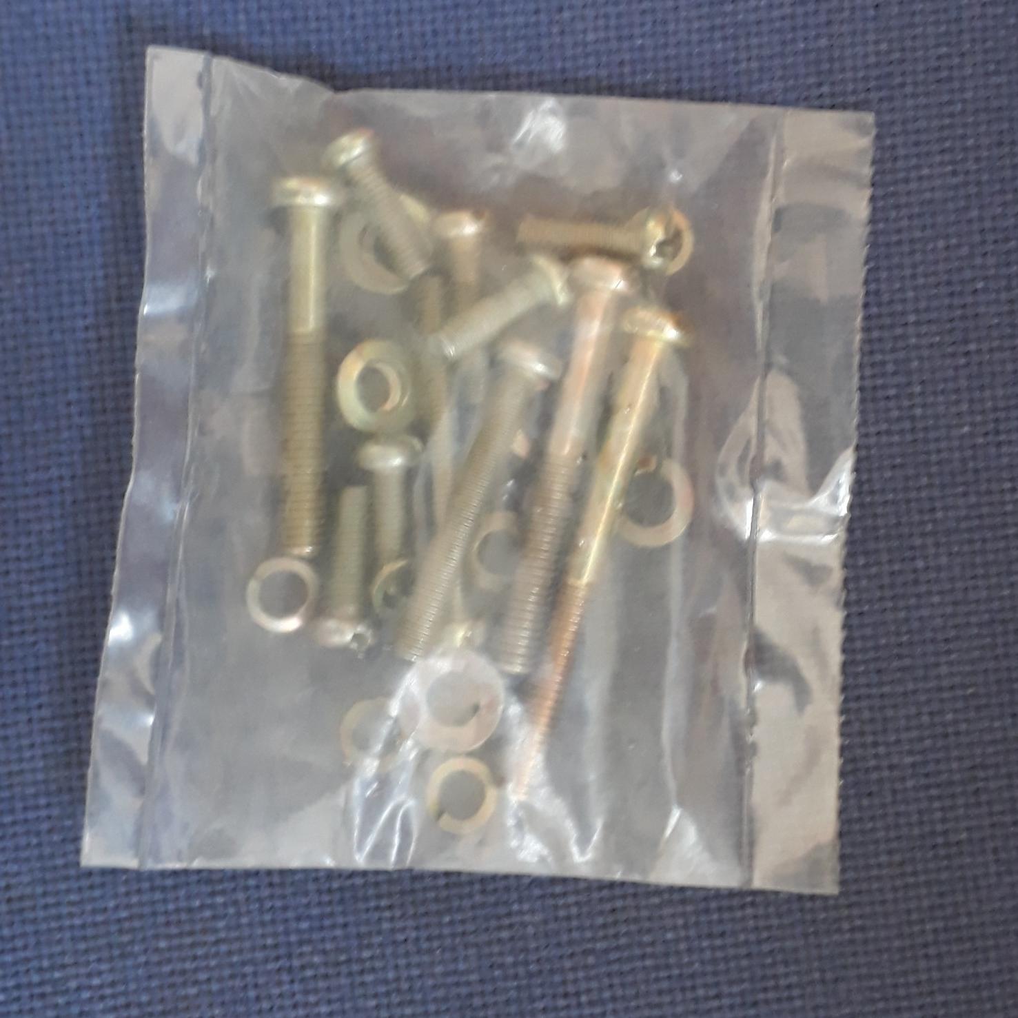 پیچ یدکی کاربراتور پراید