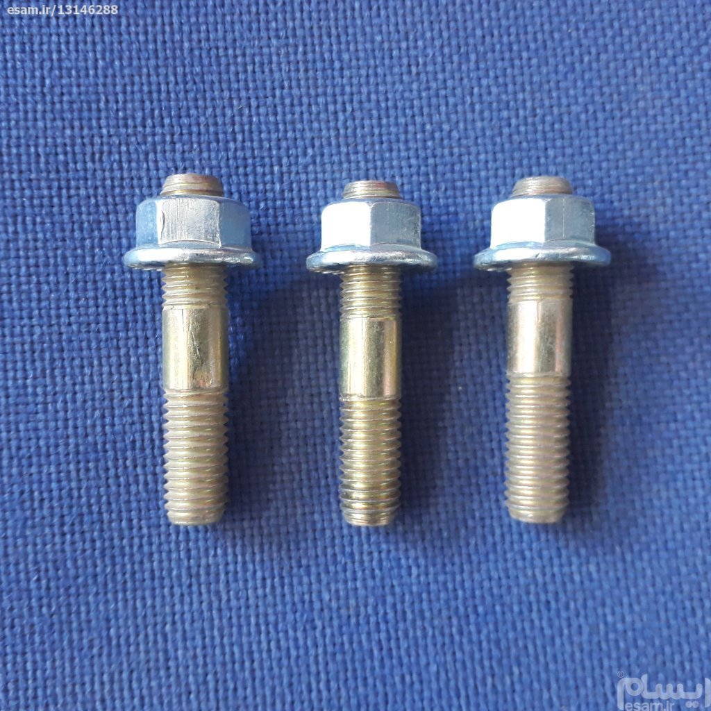 یک دست پیچ ومهره گلویی اگزوز نیسان وانت 2400cc