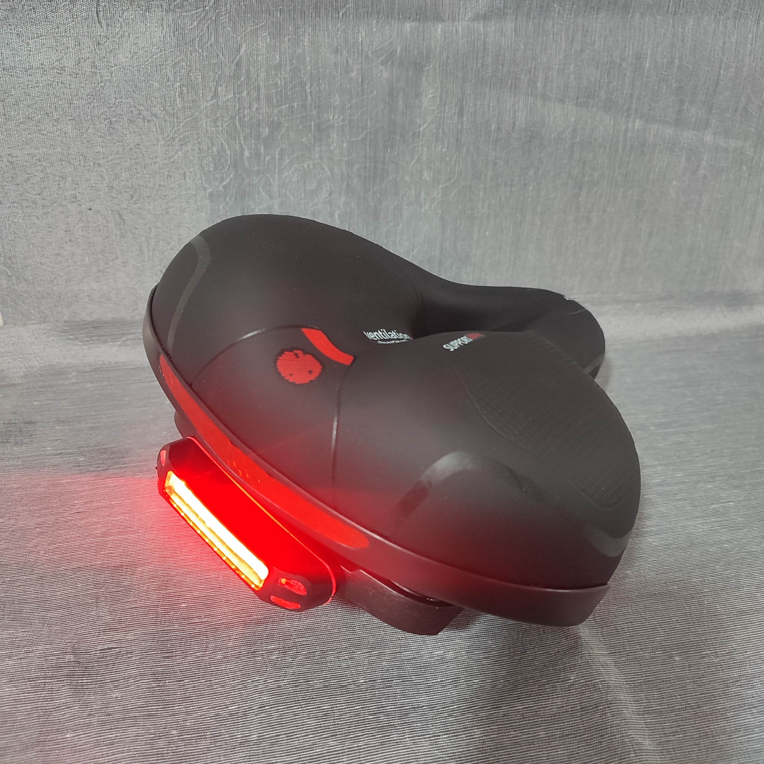 زین راحتی چراغ خطر دار دوچرخه