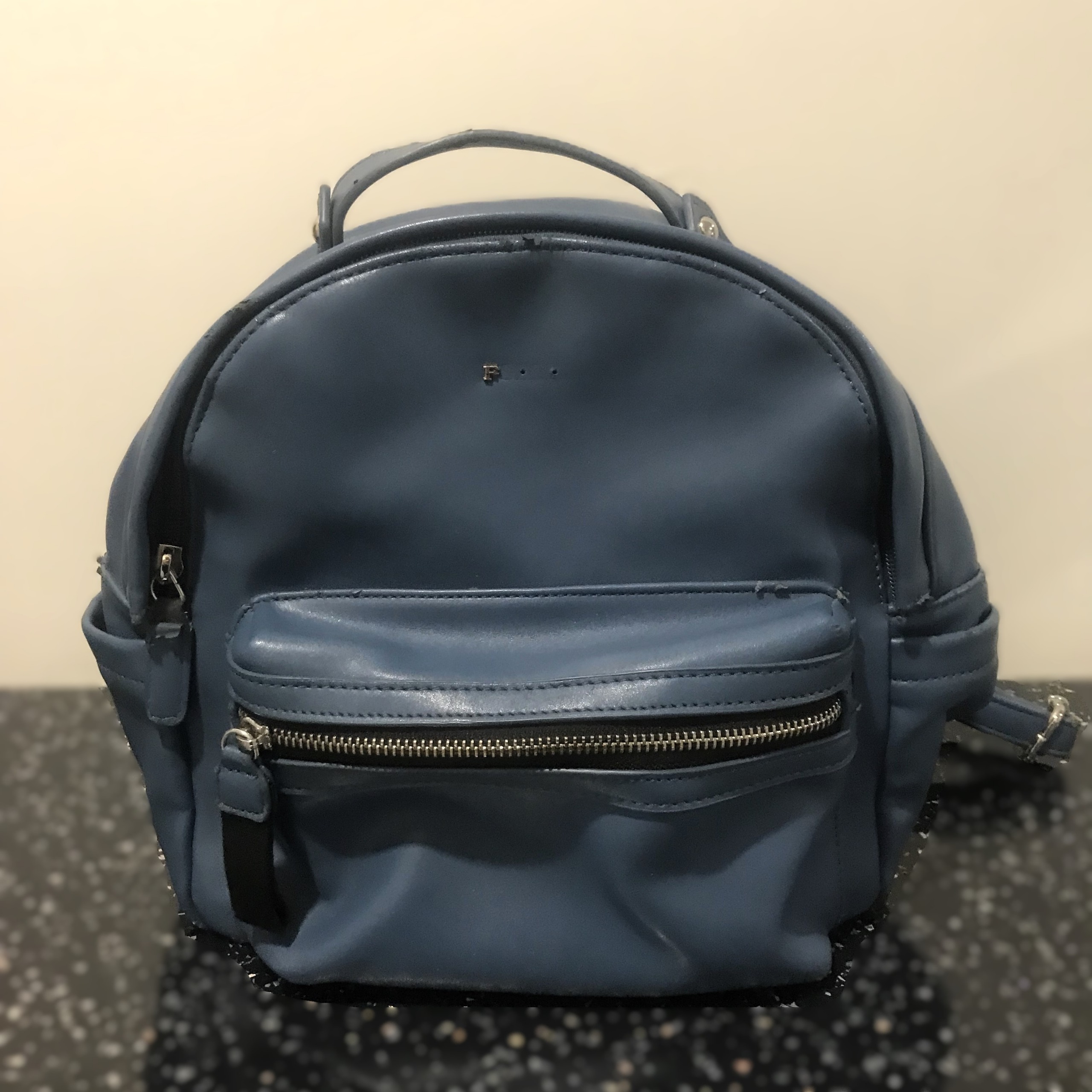 کیف کوله پشتی زنانه برند FOSSIL