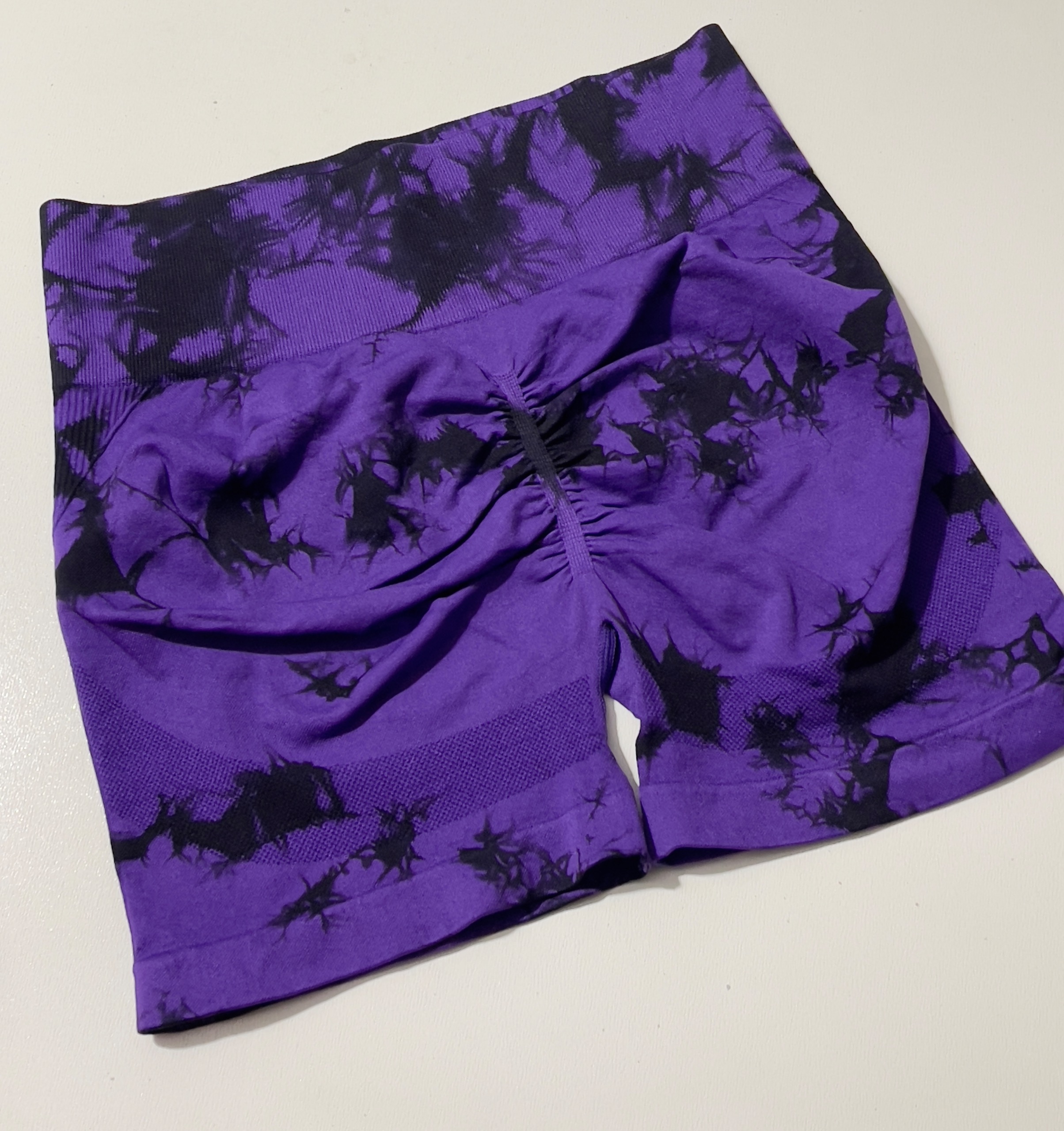 شرتک آبرنگی پشت چین دار