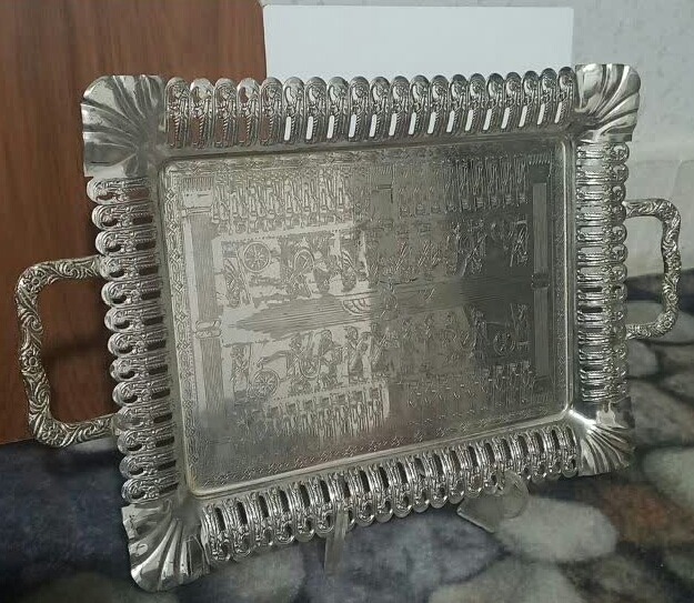 سینی استیل قدیمی با قلم زنی هخامنشی