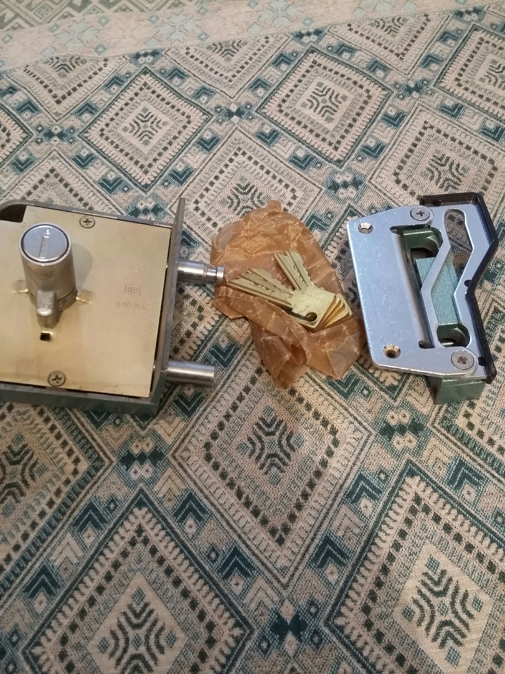 قفل قدیمی روسی نو