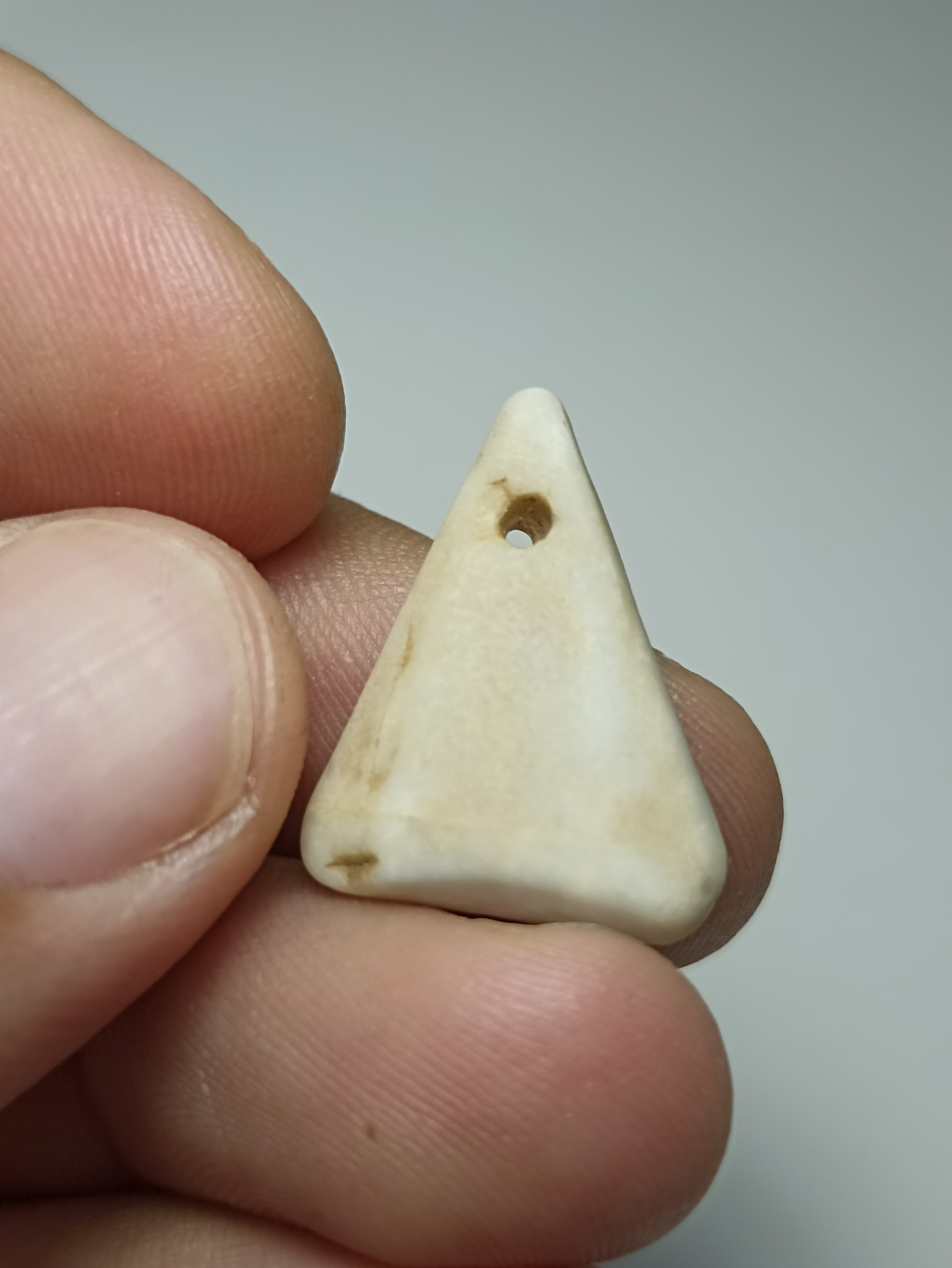 مهره گردنی پاتیندار گبری تراش باستانی