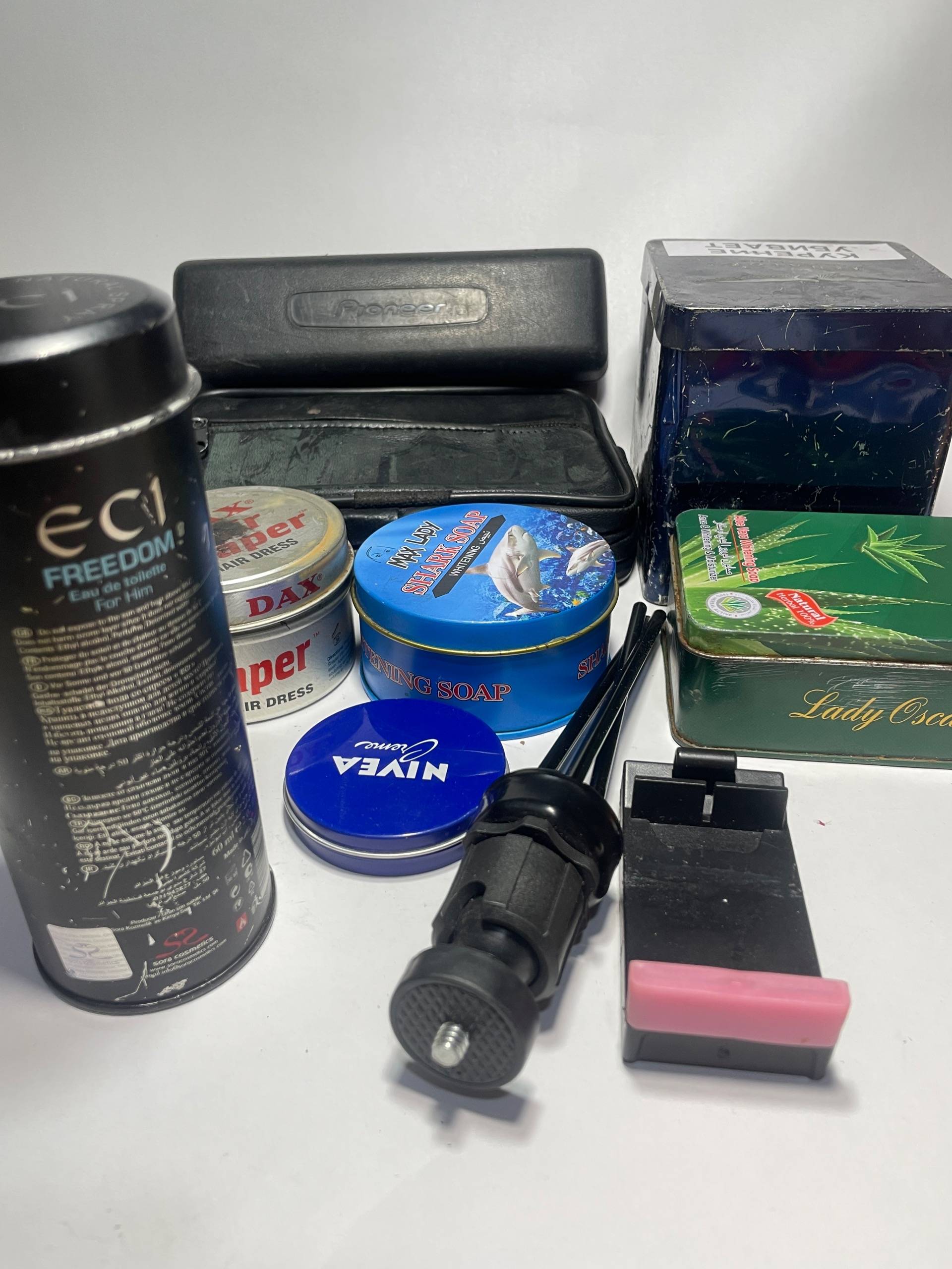 مجموعه قوطی های قدیمی