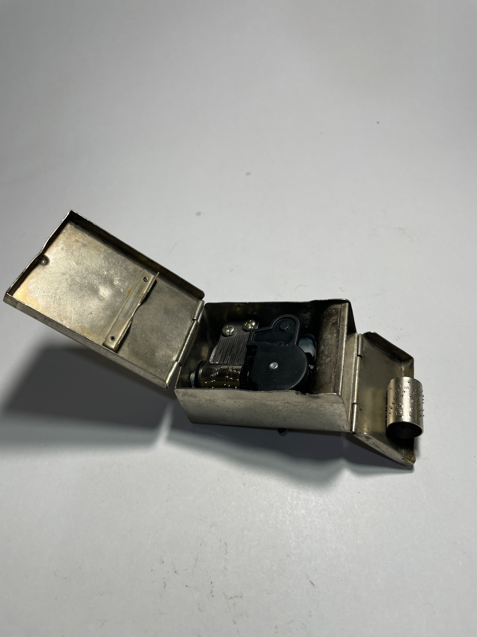 جعبه موزیکال سالم