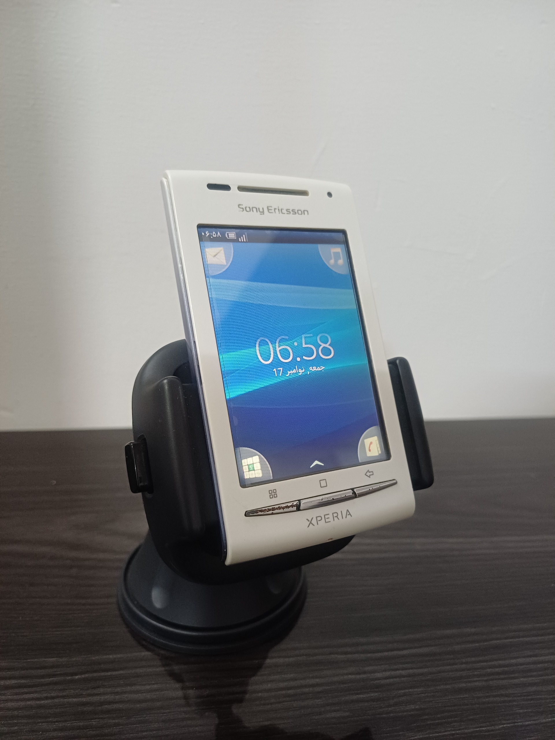 سونی اریکسون اکسپریا X8