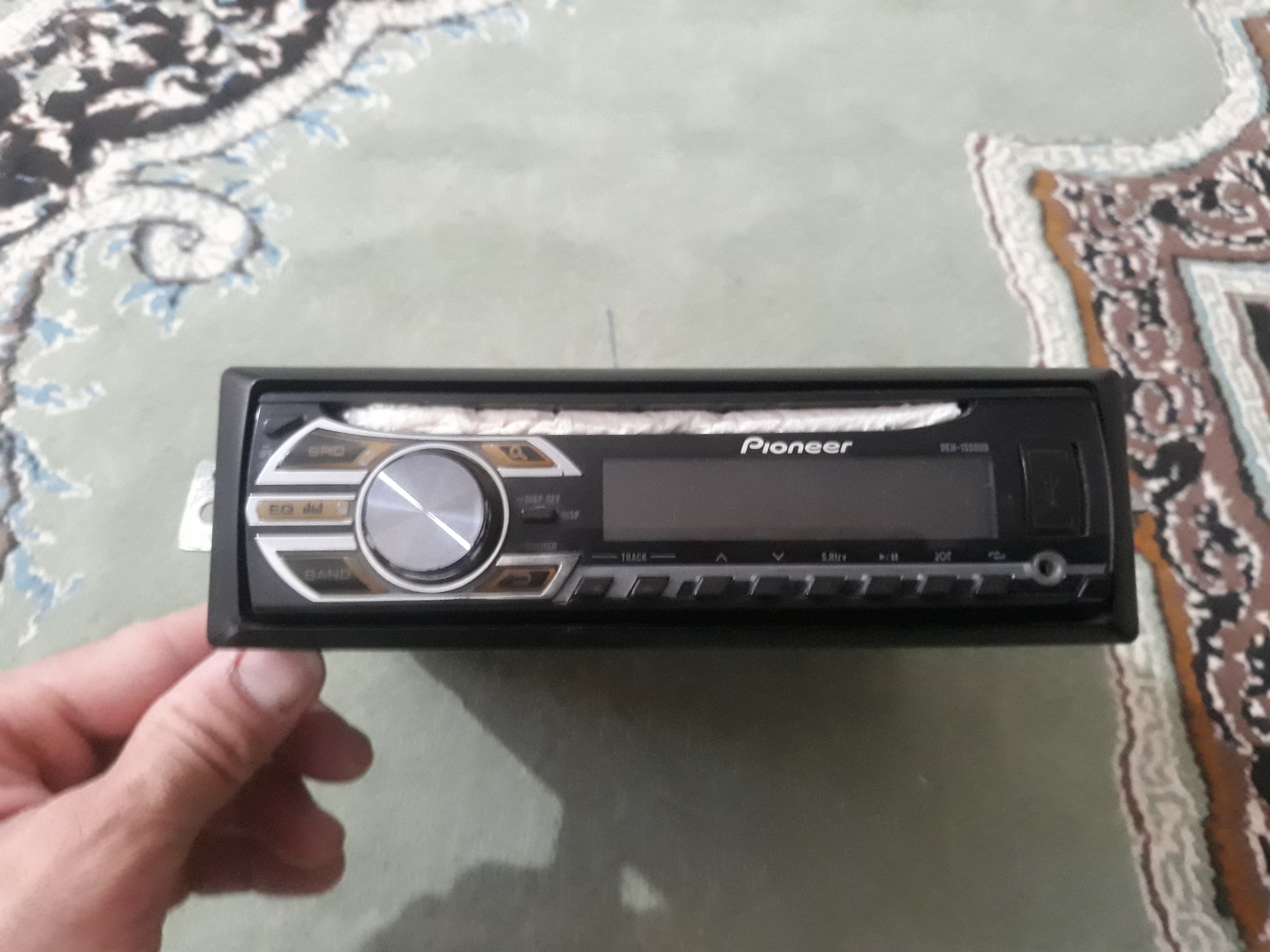 پخش خودرو برند پایونیر مدل 1550 در حد (توضیحات)