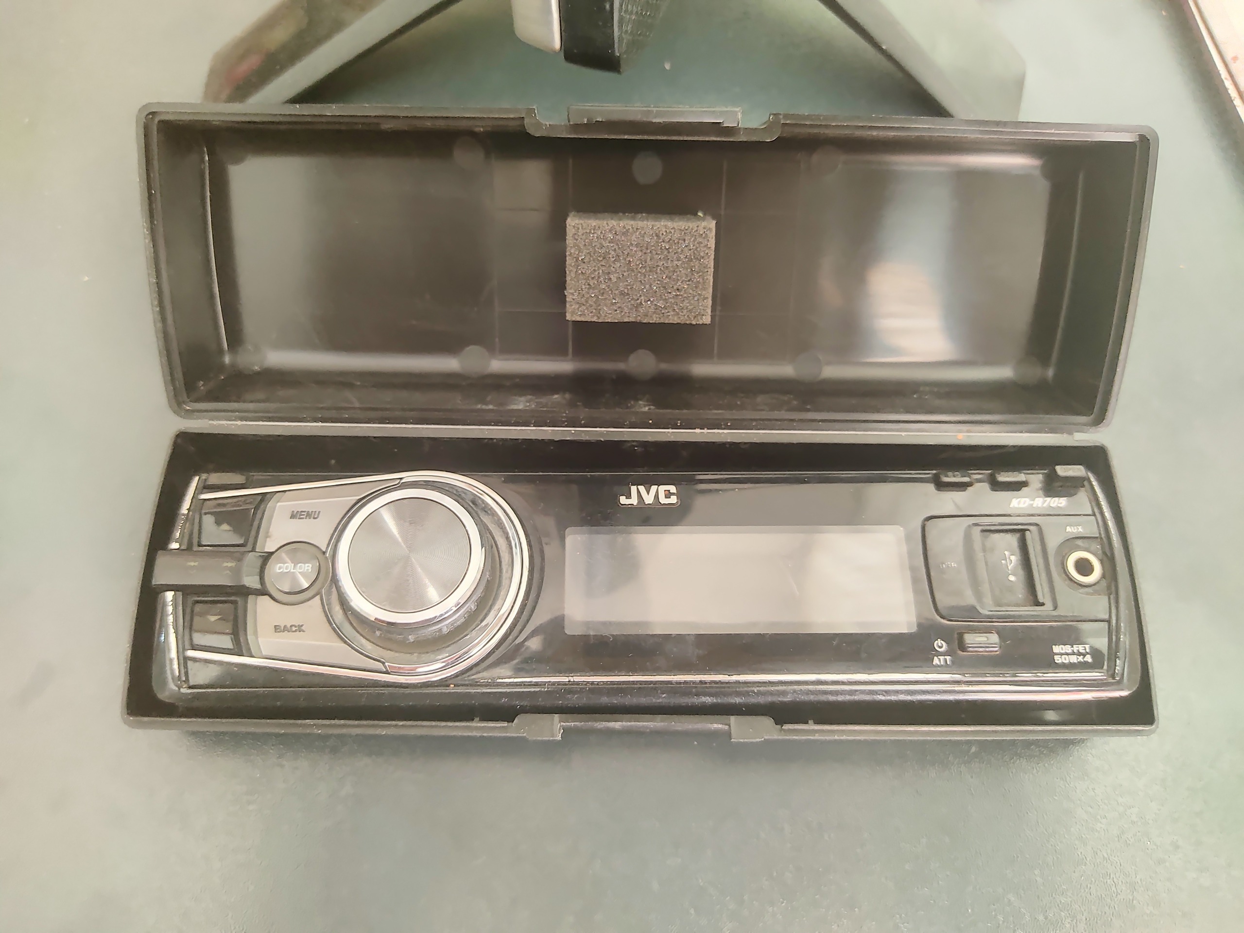 پنل جی وی سی مدل KD-R705