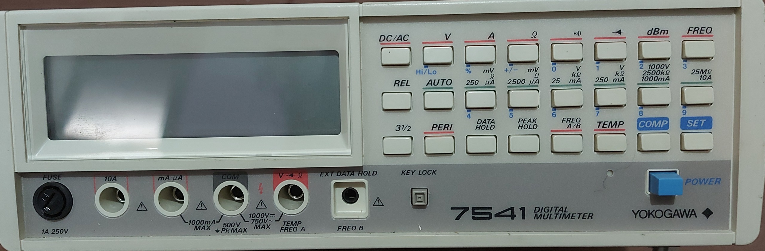 مولتی متر آزمایشگاهی yokogawa
