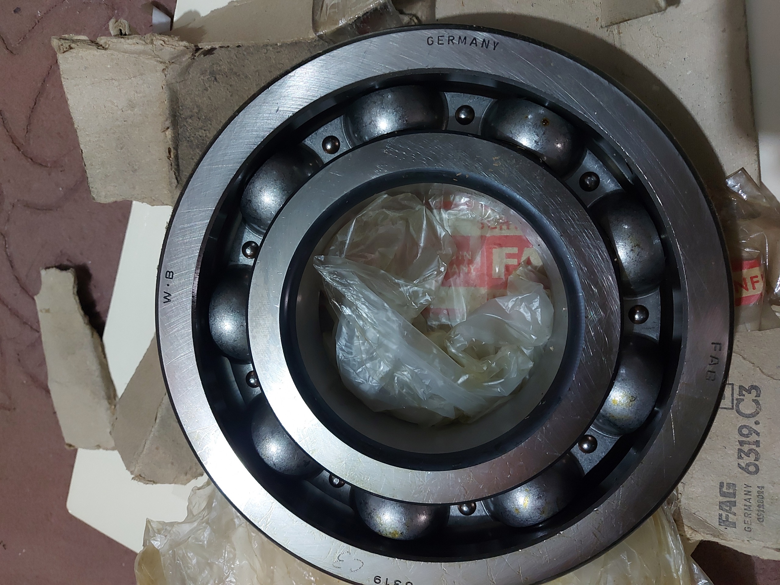 بلبرینگ FAG 6319 c3